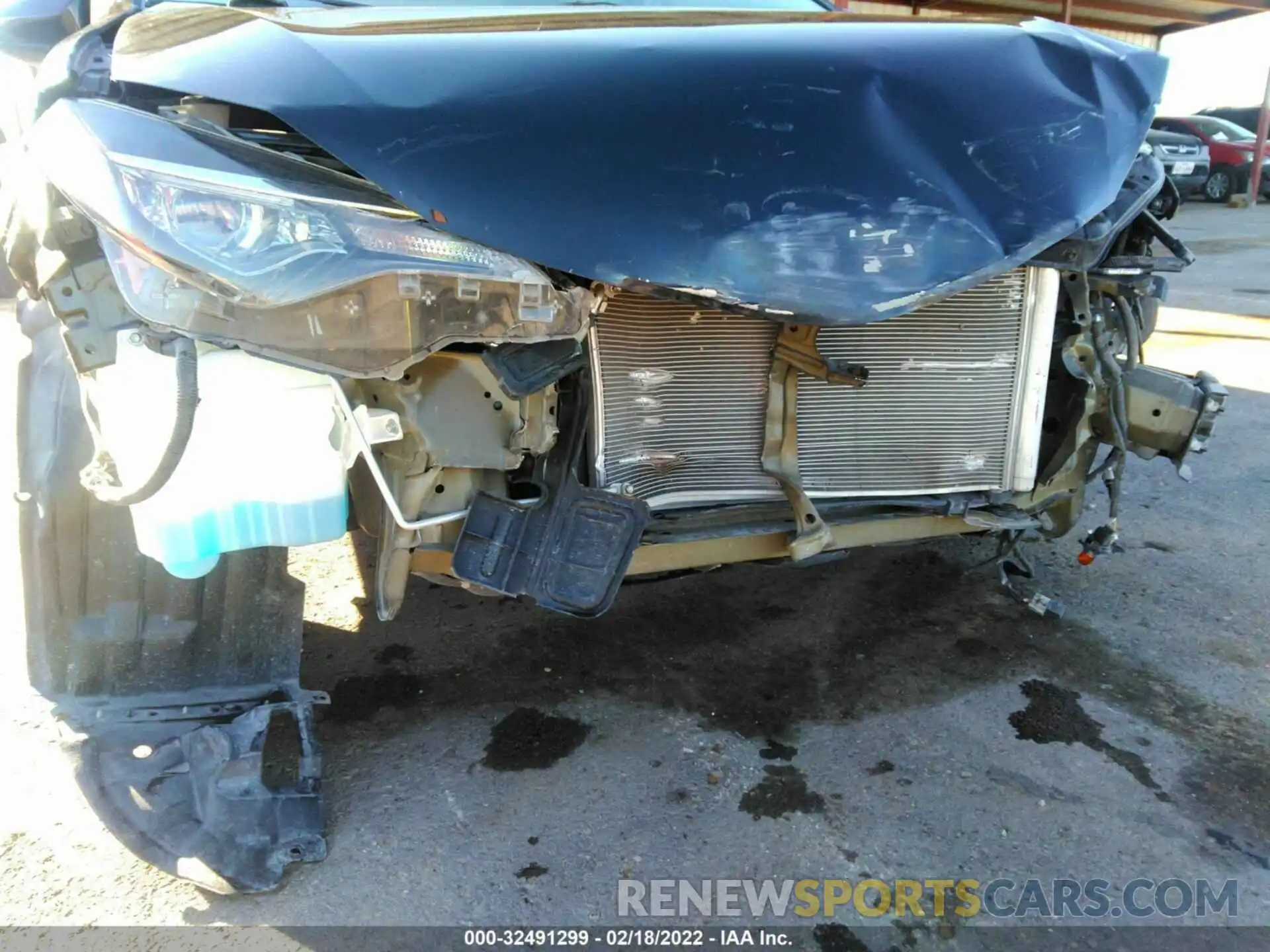 6 Photograph of a damaged car 5YFBURHE4KP872949 TOYOTA COROLLA 2019