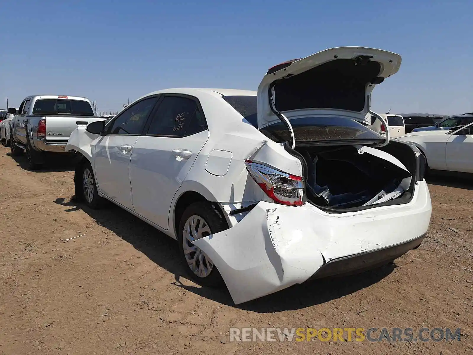 3 Photograph of a damaged car 5YFBURHE4KP873194 TOYOTA COROLLA 2019