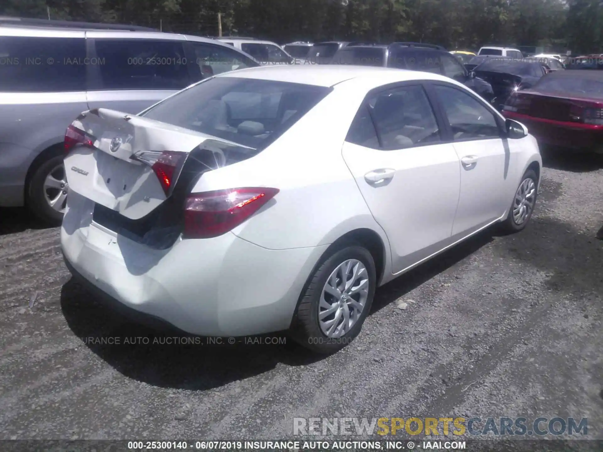 4 Photograph of a damaged car 5YFBURHE4KP874605 TOYOTA COROLLA 2019