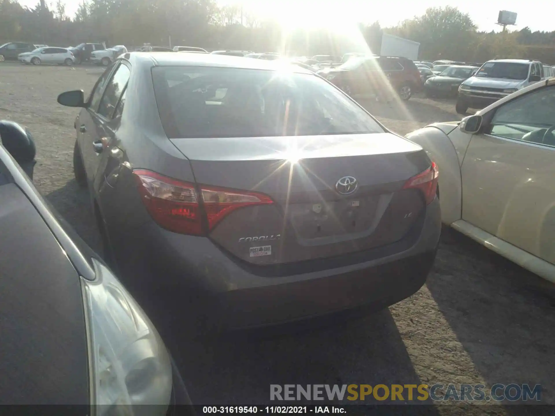 3 Photograph of a damaged car 5YFBURHE4KP875687 TOYOTA COROLLA 2019