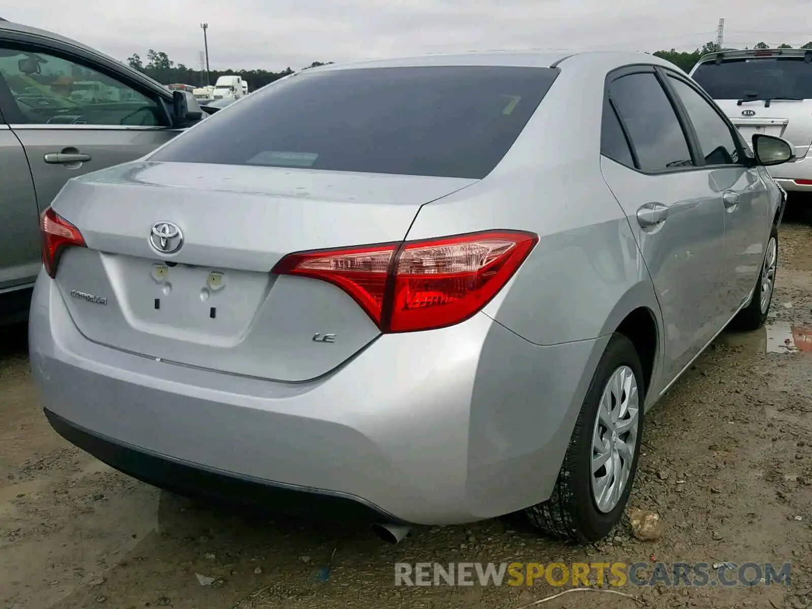 4 Photograph of a damaged car 5YFBURHE4KP877357 TOYOTA COROLLA 2019