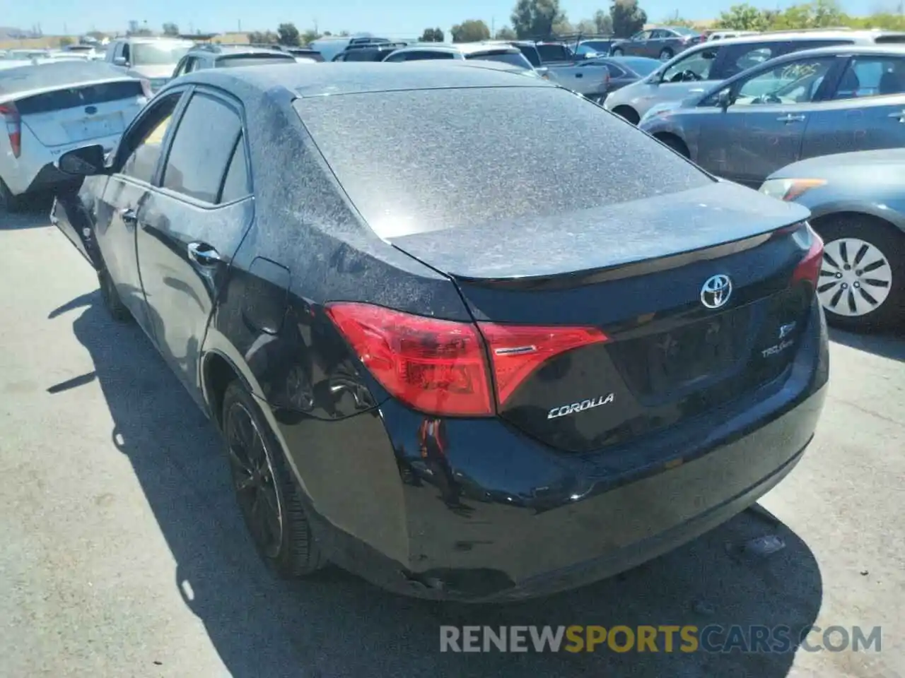 3 Photograph of a damaged car 5YFBURHE4KP877519 TOYOTA COROLLA 2019