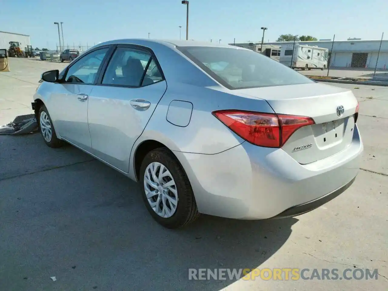 3 Photograph of a damaged car 5YFBURHE4KP878282 TOYOTA COROLLA 2019