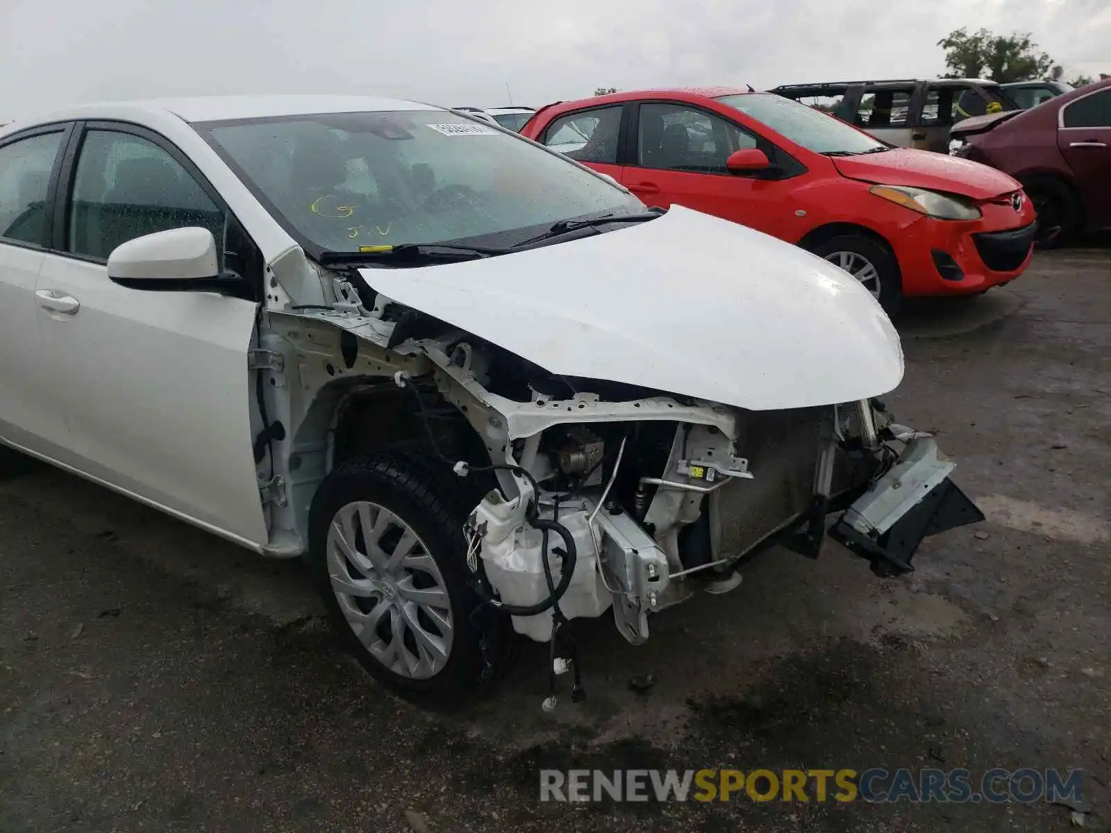 9 Photograph of a damaged car 5YFBURHE4KP878735 TOYOTA COROLLA 2019