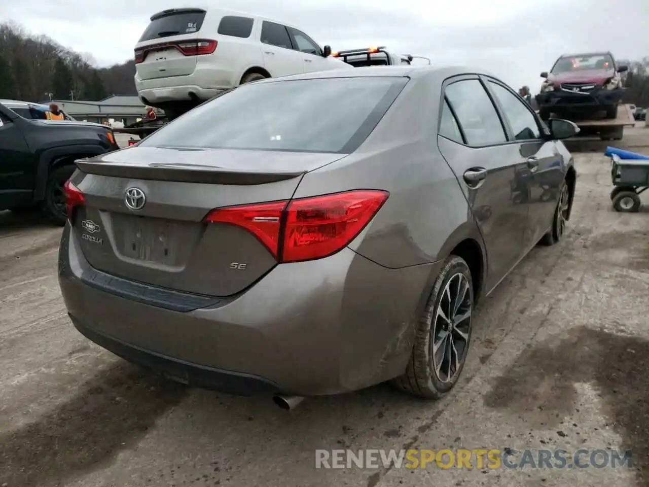 4 Photograph of a damaged car 5YFBURHE4KP878847 TOYOTA COROLLA 2019