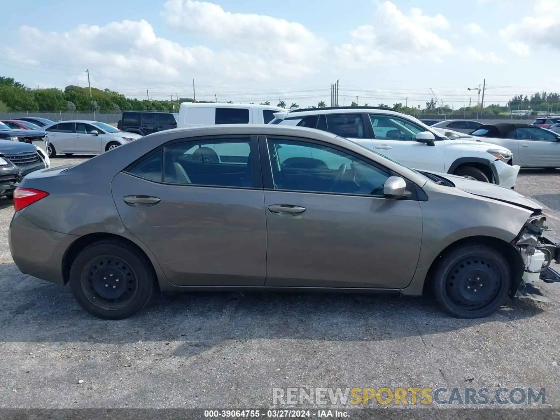 14 Photograph of a damaged car 5YFBURHE4KP880226 TOYOTA COROLLA 2019