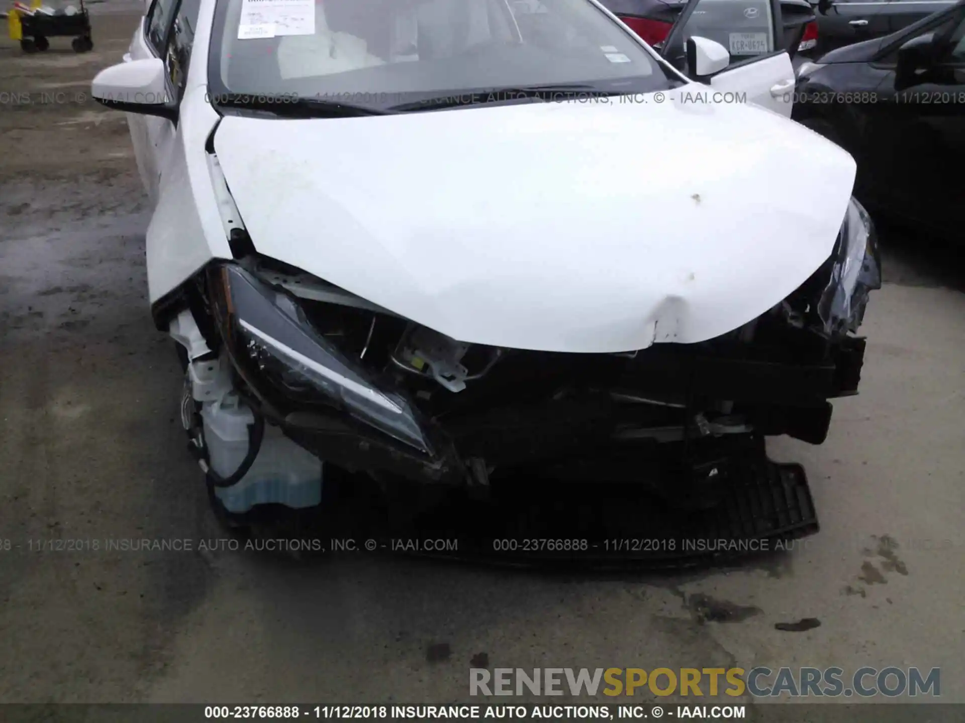 6 Photograph of a damaged car 5YFBURHE4KP880310 Toyota Corolla 2019