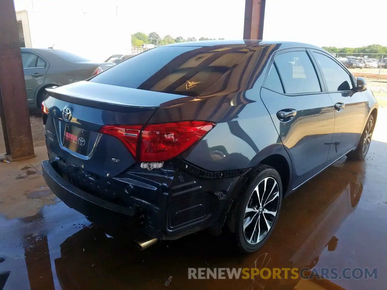 4 Photograph of a damaged car 5YFBURHE4KP880758 TOYOTA COROLLA 2019