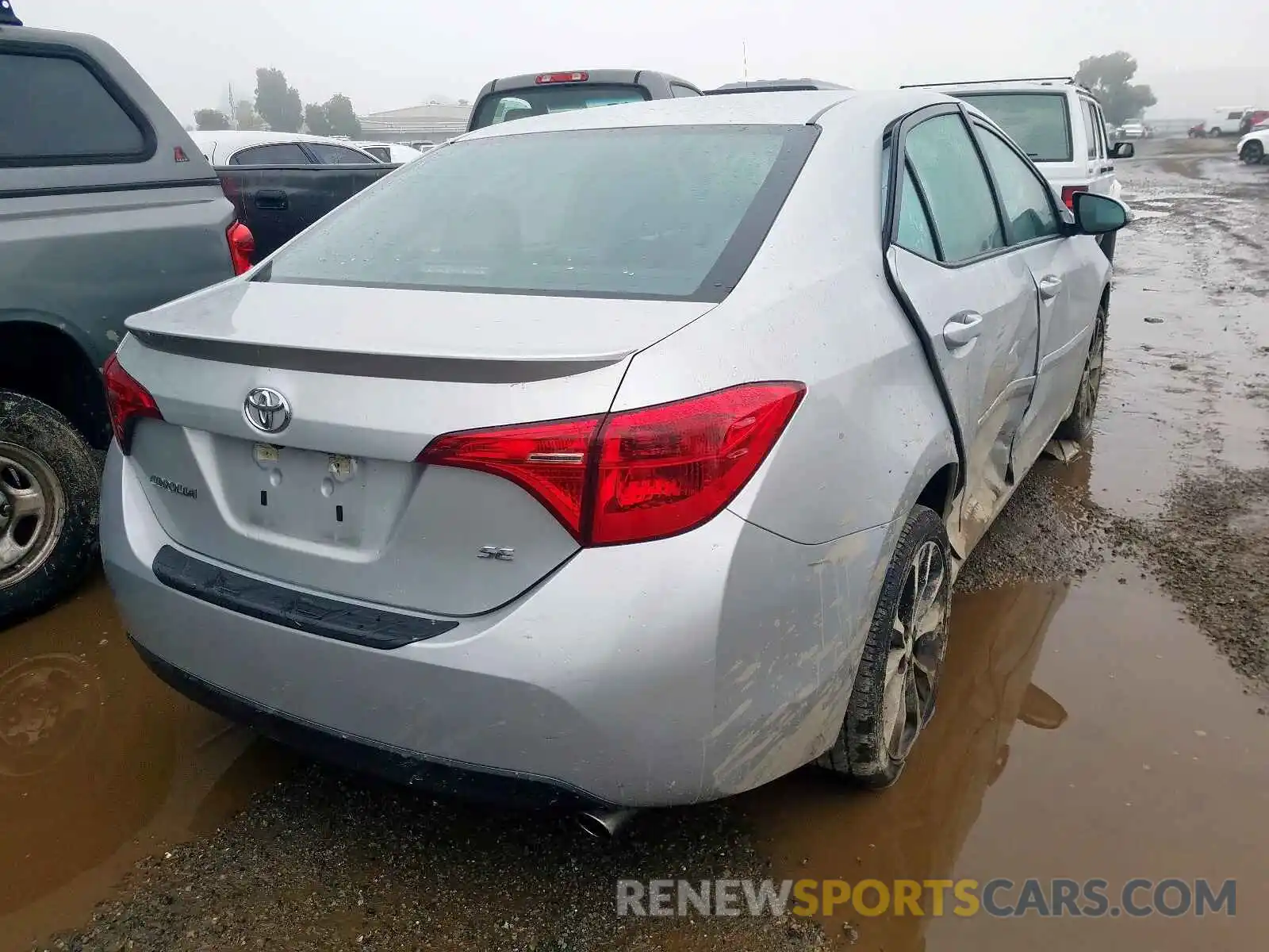 4 Photograph of a damaged car 5YFBURHE4KP880968 TOYOTA COROLLA 2019