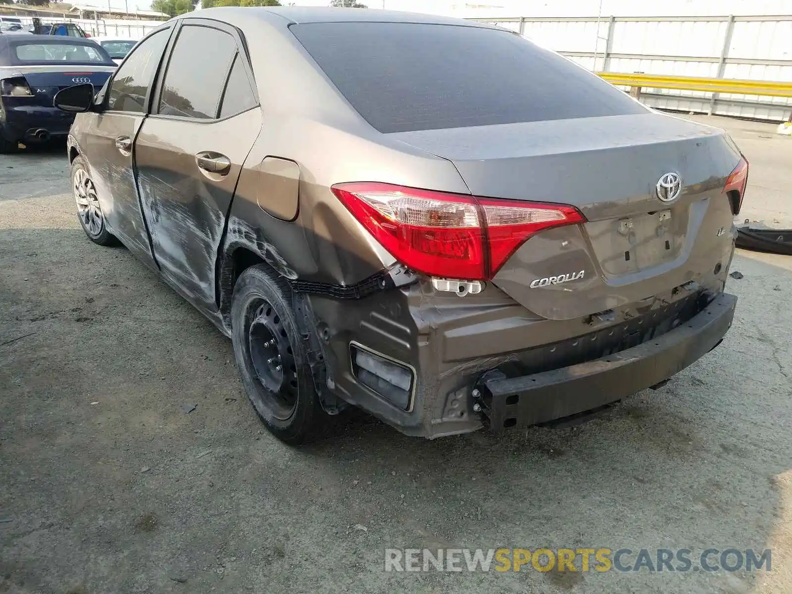 3 Photograph of a damaged car 5YFBURHE4KP882610 TOYOTA COROLLA 2019