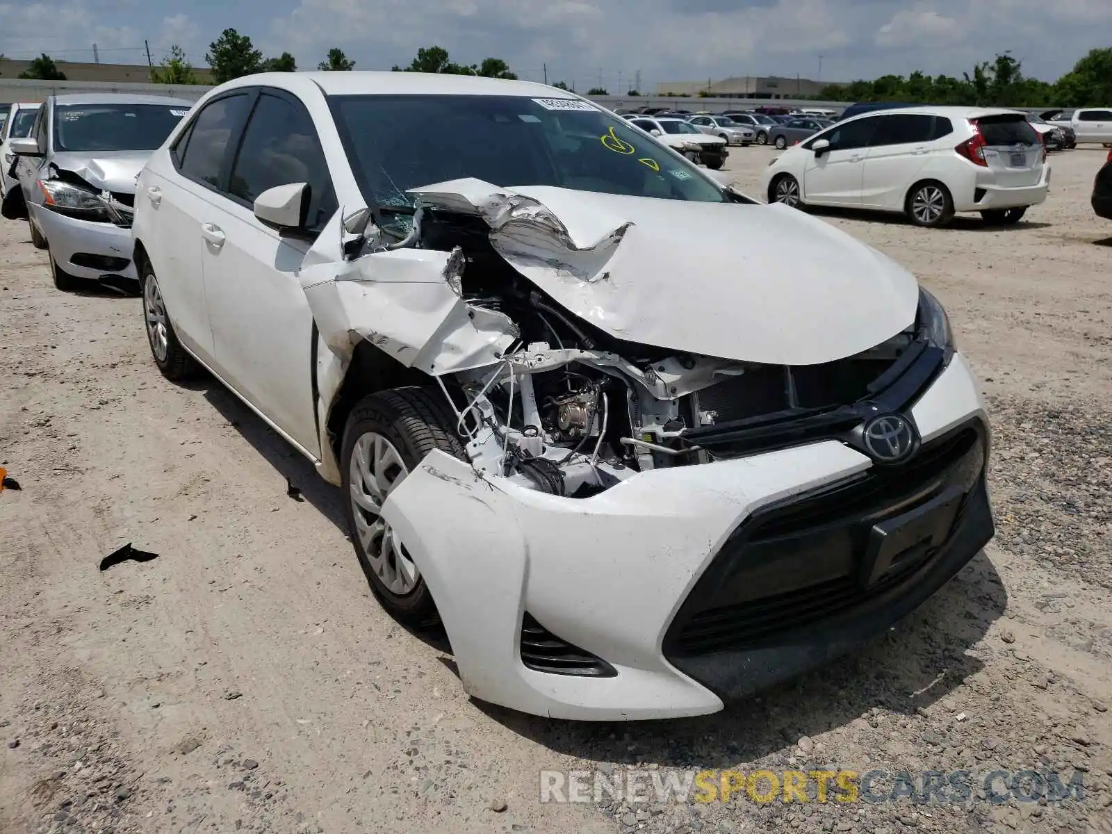 1 Photograph of a damaged car 5YFBURHE4KP882638 TOYOTA COROLLA 2019