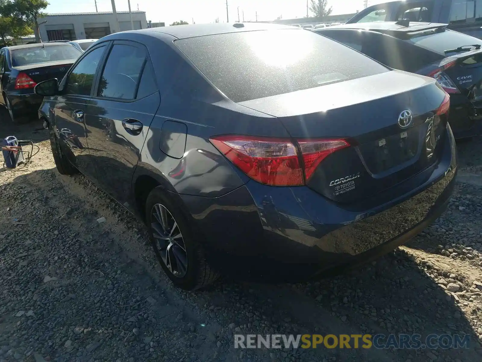 3 Photograph of a damaged car 5YFBURHE4KP883403 TOYOTA COROLLA 2019