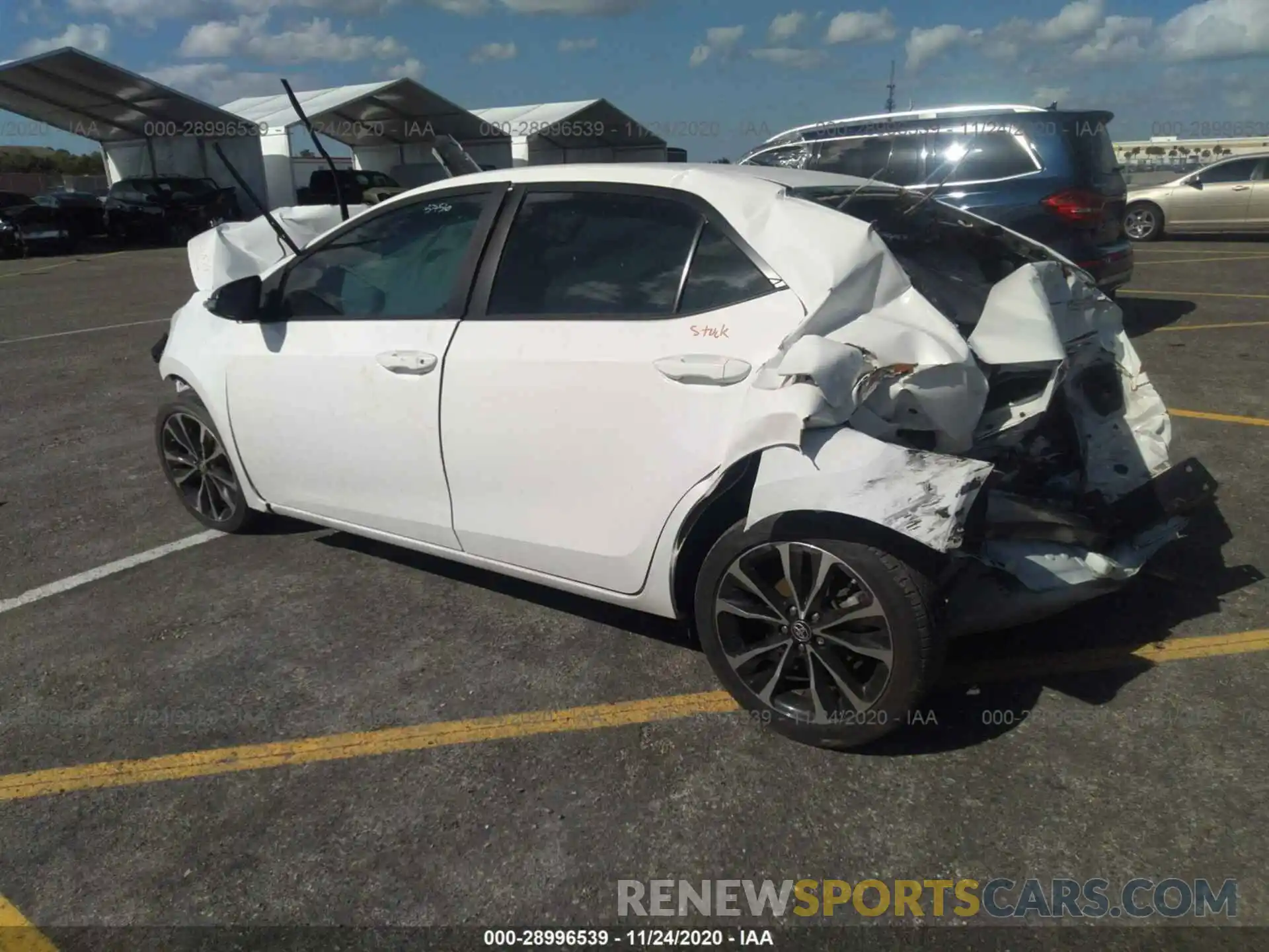 3 Photograph of a damaged car 5YFBURHE4KP883756 TOYOTA COROLLA 2019