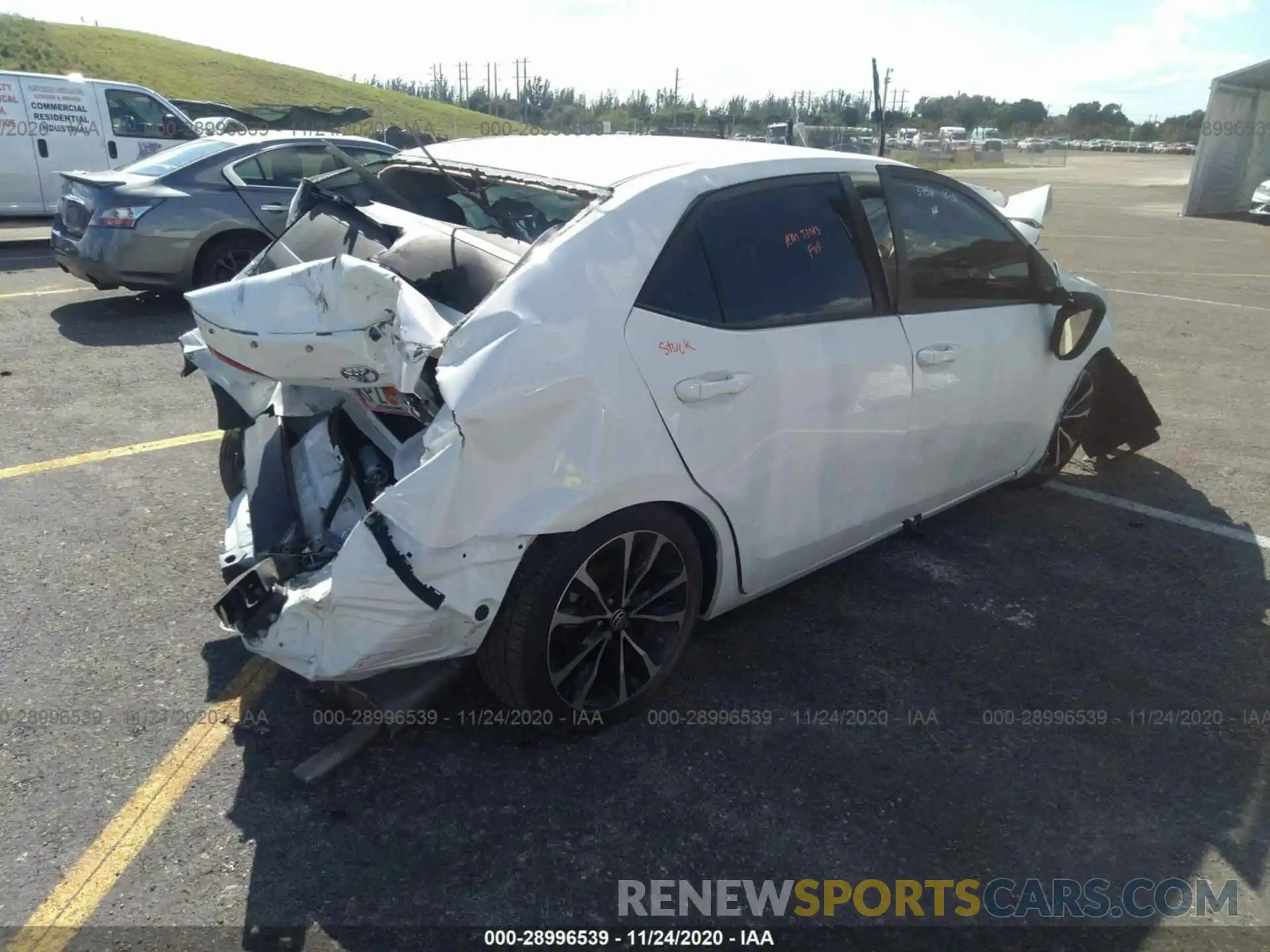 4 Photograph of a damaged car 5YFBURHE4KP883756 TOYOTA COROLLA 2019