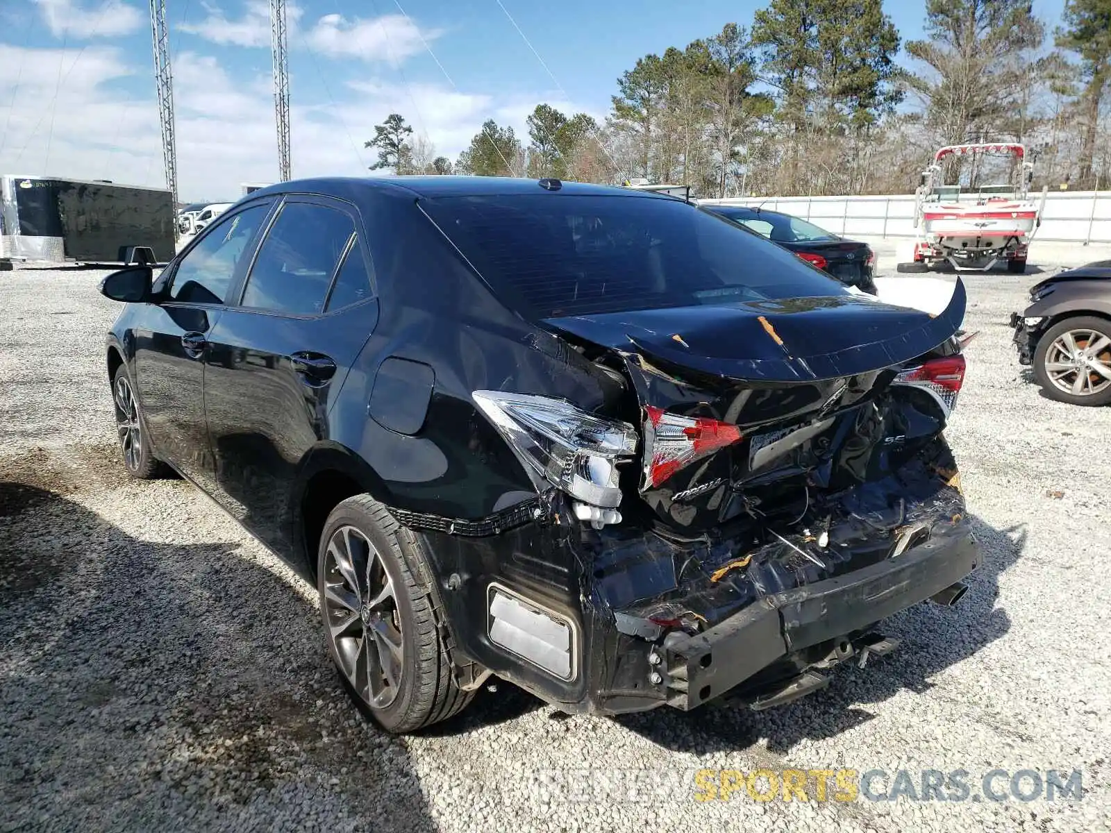 3 Photograph of a damaged car 5YFBURHE4KP886835 TOYOTA COROLLA 2019