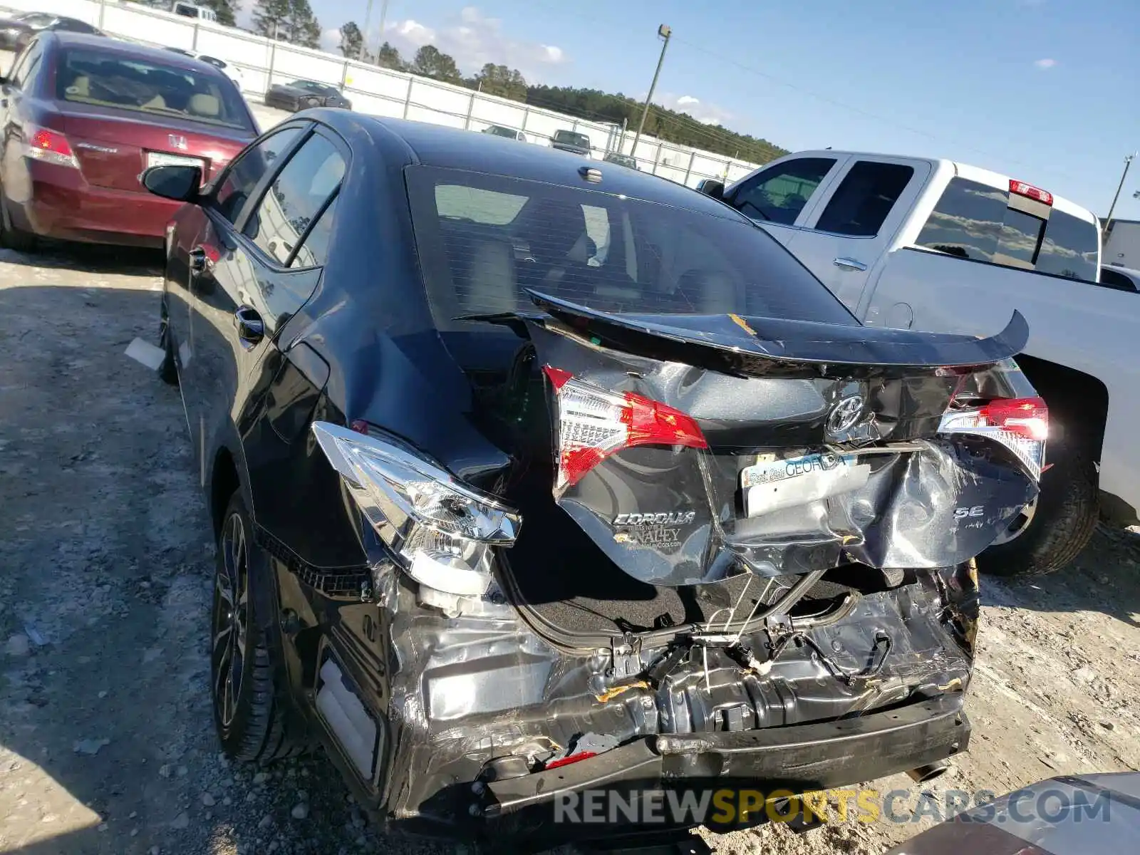 9 Photograph of a damaged car 5YFBURHE4KP886835 TOYOTA COROLLA 2019