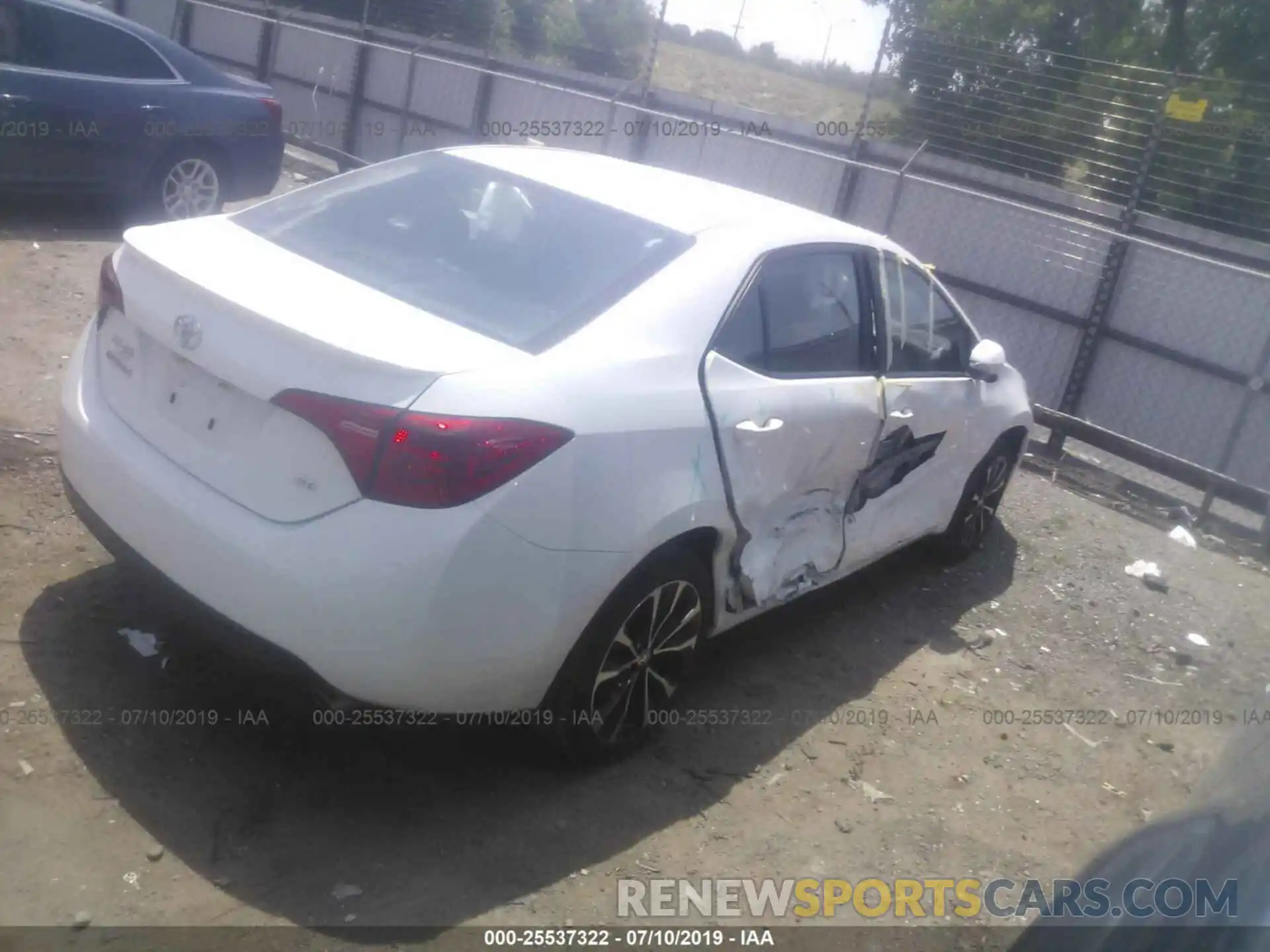 4 Photograph of a damaged car 5YFBURHE4KP887550 TOYOTA COROLLA 2019