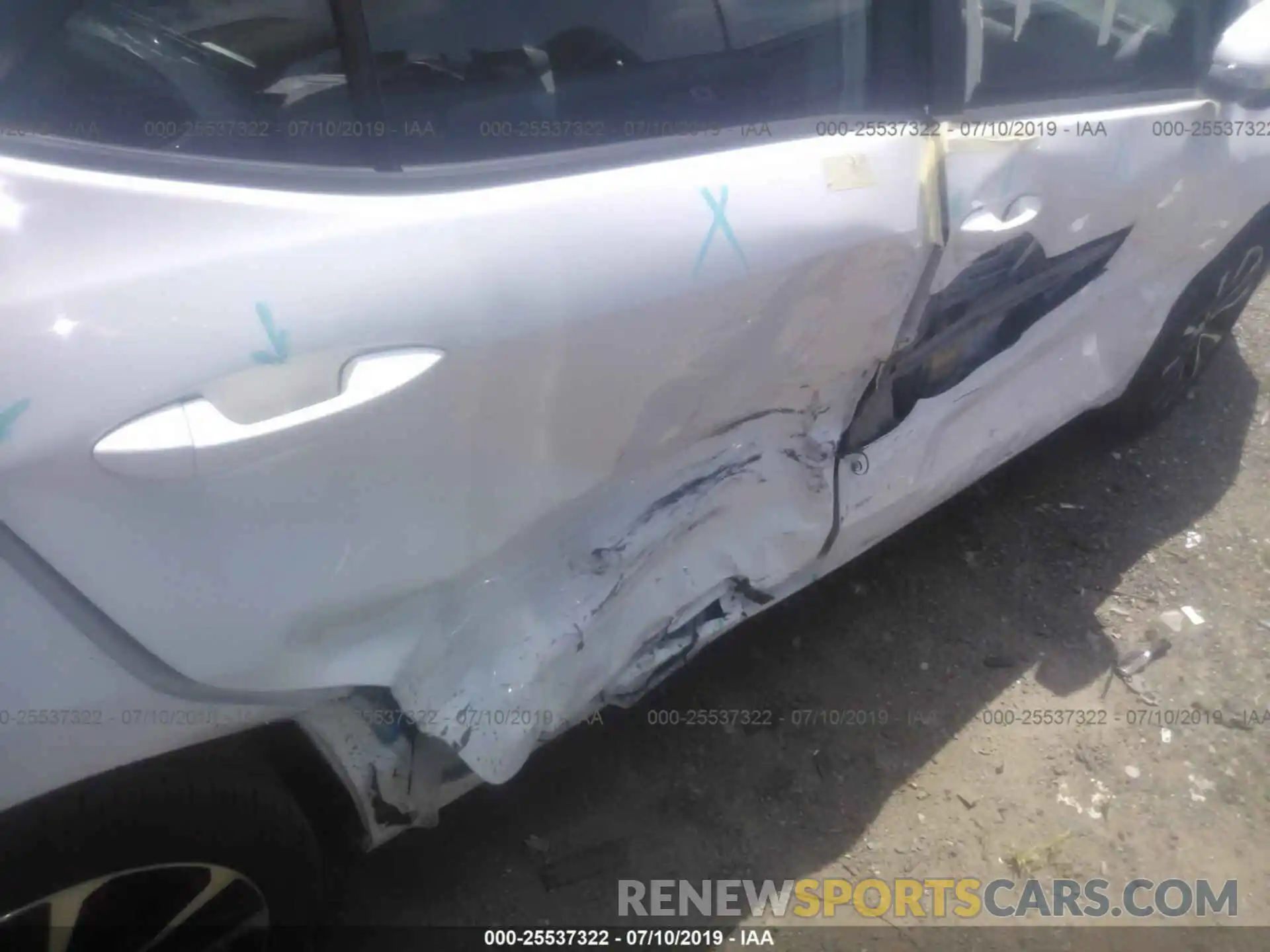 6 Photograph of a damaged car 5YFBURHE4KP887550 TOYOTA COROLLA 2019