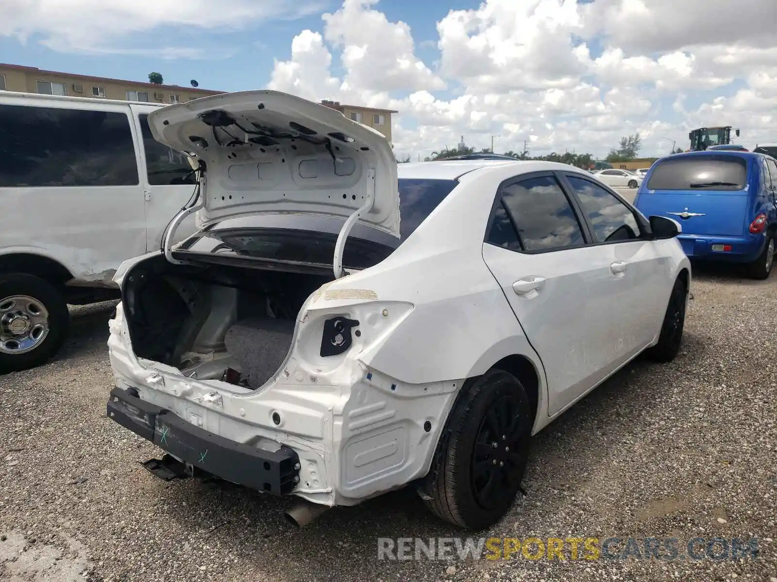 4 Photograph of a damaged car 5YFBURHE4KP887726 TOYOTA COROLLA 2019