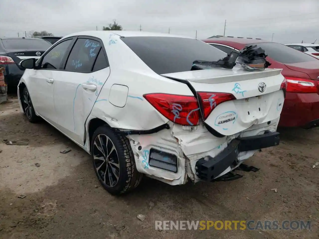 3 Photograph of a damaged car 5YFBURHE4KP888231 TOYOTA COROLLA 2019