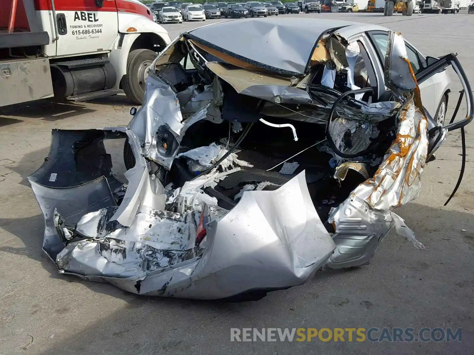 4 Photograph of a damaged car 5YFBURHE4KP888245 TOYOTA COROLLA 2019