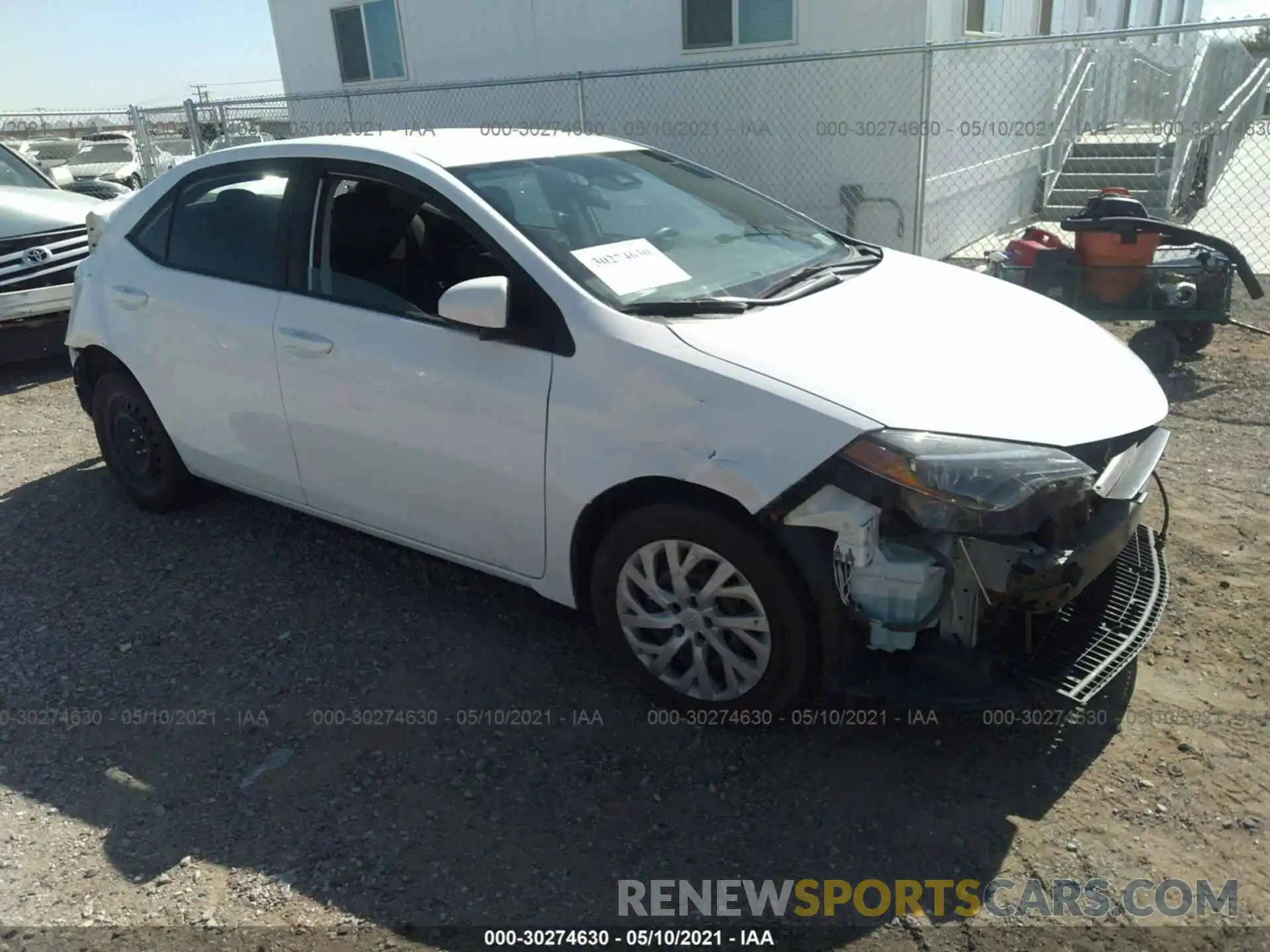 1 Photograph of a damaged car 5YFBURHE4KP889413 TOYOTA COROLLA 2019