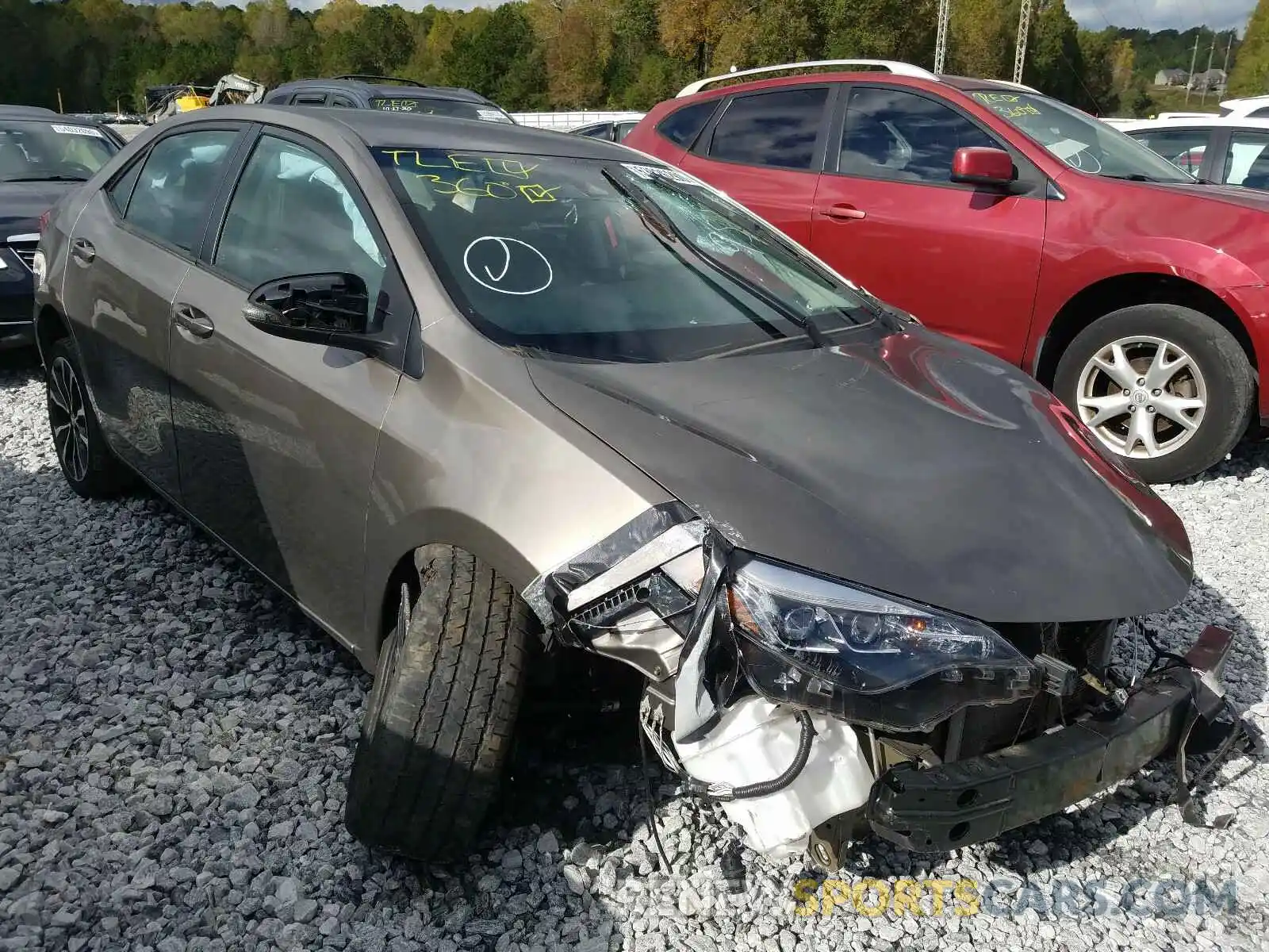 1 Photograph of a damaged car 5YFBURHE4KP889556 TOYOTA COROLLA 2019