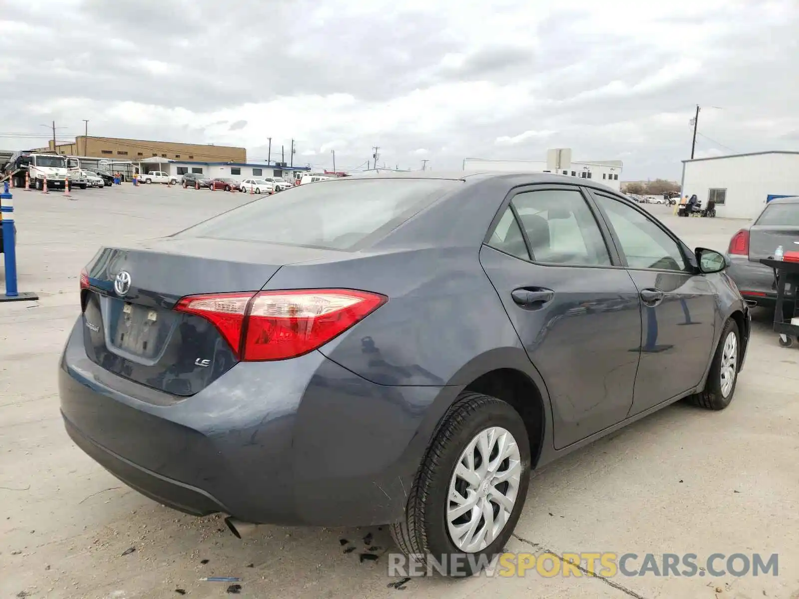 4 Photograph of a damaged car 5YFBURHE4KP889685 TOYOTA COROLLA 2019