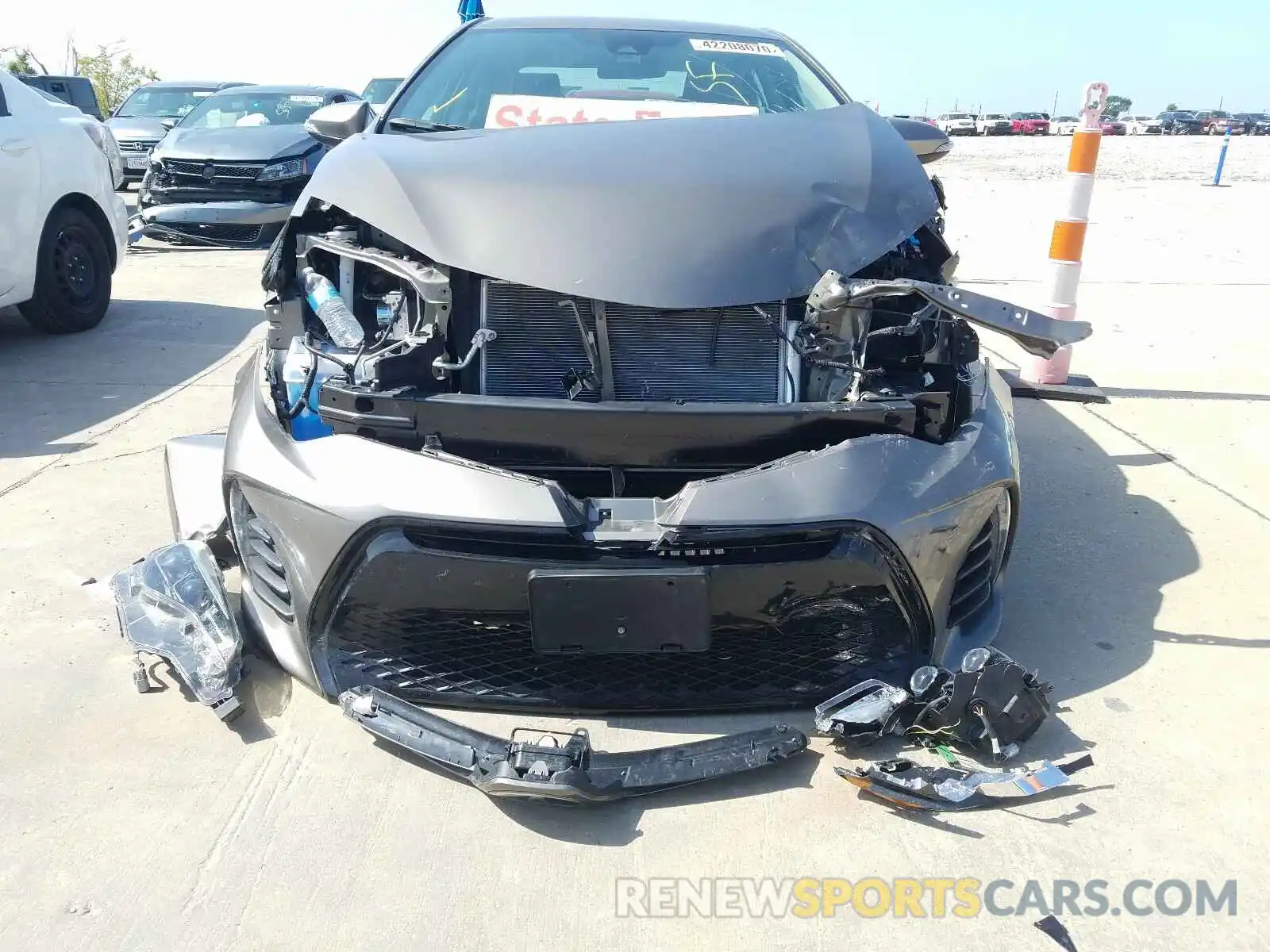 9 Photograph of a damaged car 5YFBURHE4KP890528 TOYOTA COROLLA 2019