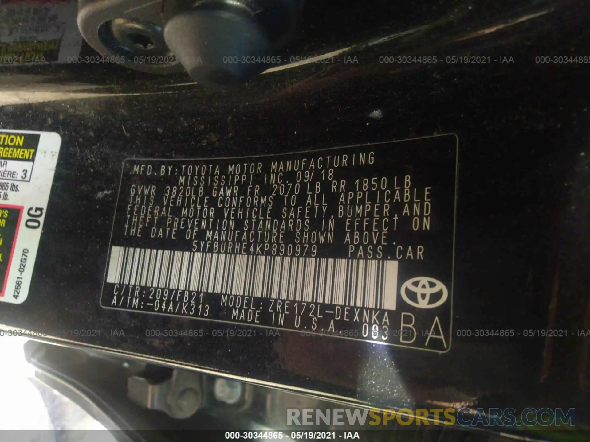 9 Photograph of a damaged car 5YFBURHE4KP890979 TOYOTA COROLLA 2019