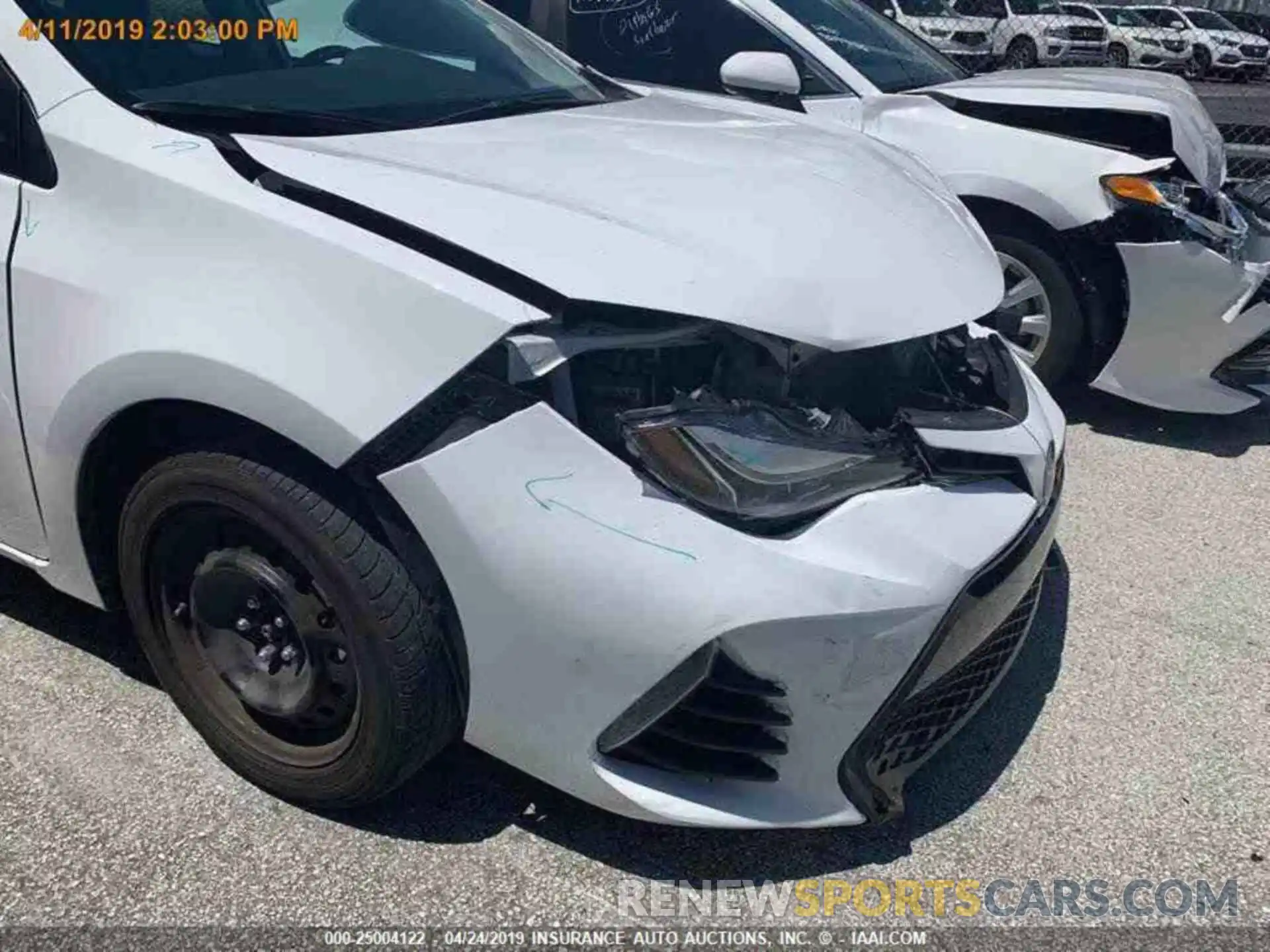 17 Photograph of a damaged car 5YFBURHE4KP892179 TOYOTA COROLLA 2019