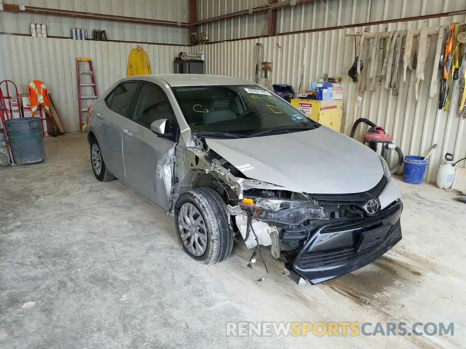 1 Photograph of a damaged car 5YFBURHE4KP892246 TOYOTA COROLLA 2019