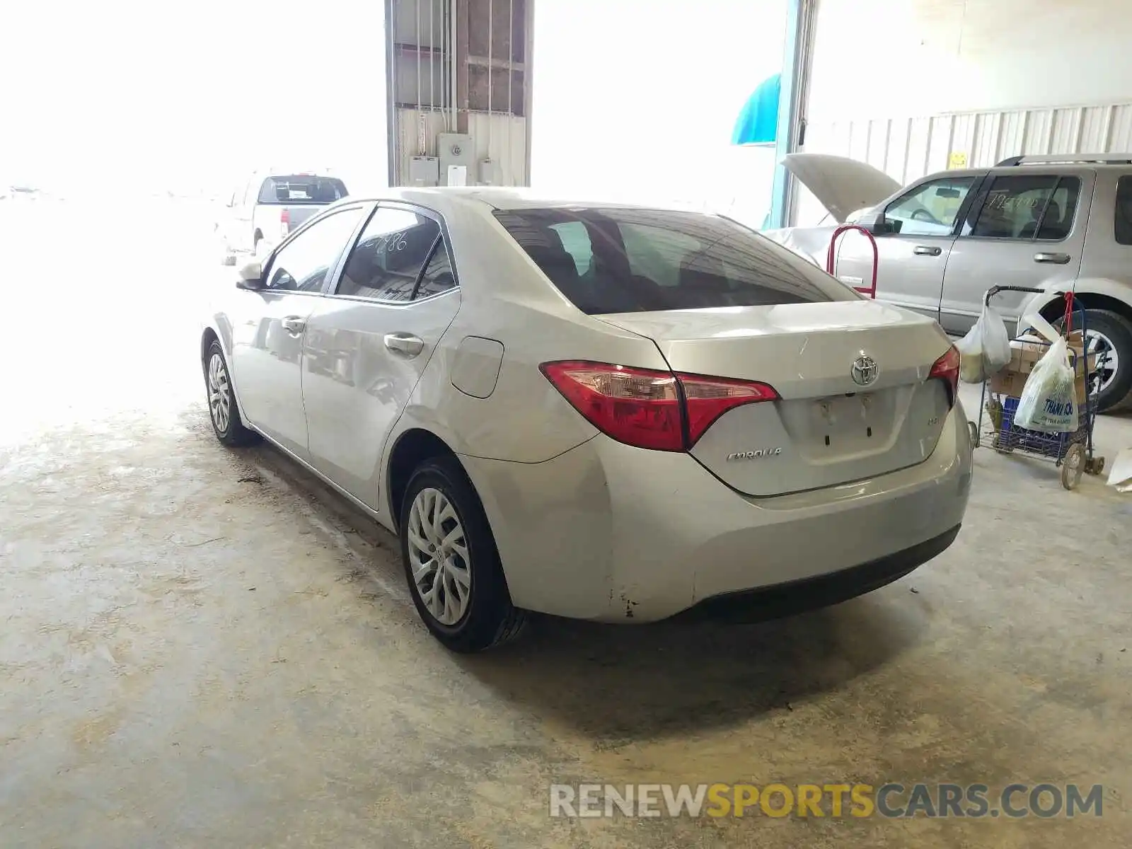 3 Photograph of a damaged car 5YFBURHE4KP892246 TOYOTA COROLLA 2019