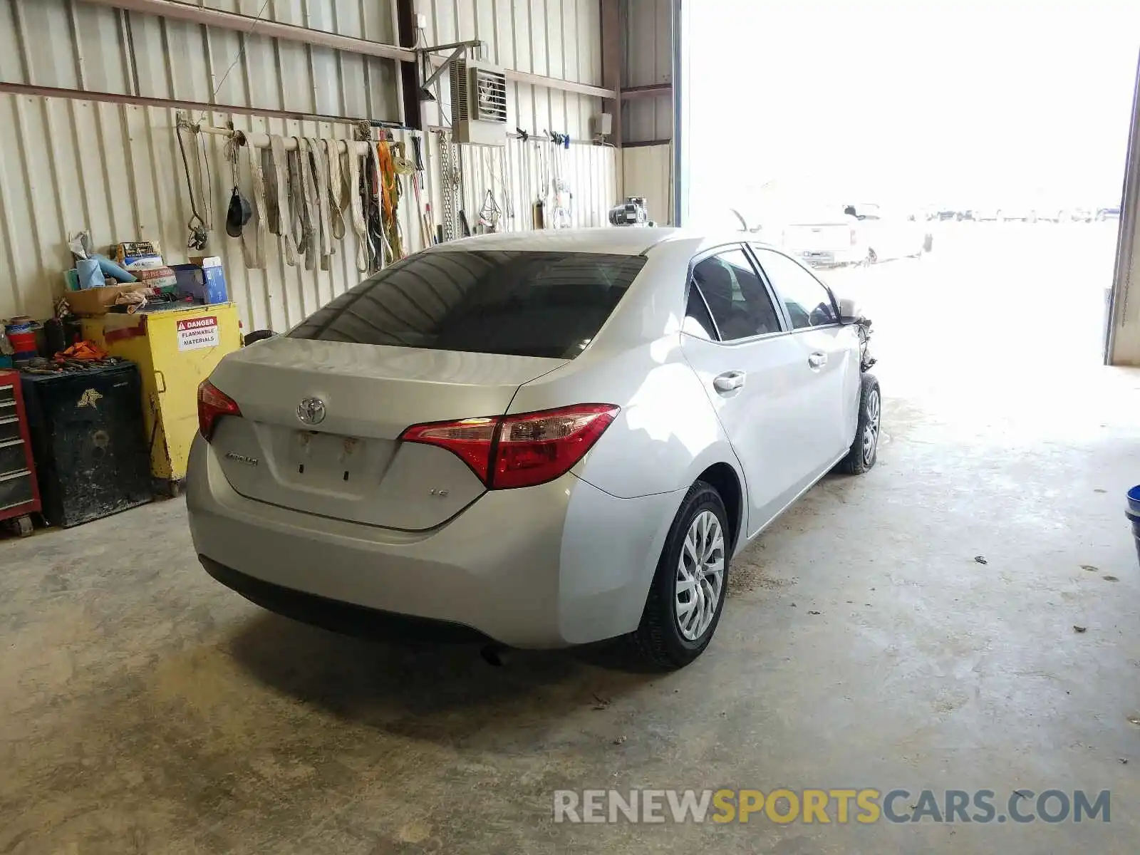 4 Photograph of a damaged car 5YFBURHE4KP892246 TOYOTA COROLLA 2019