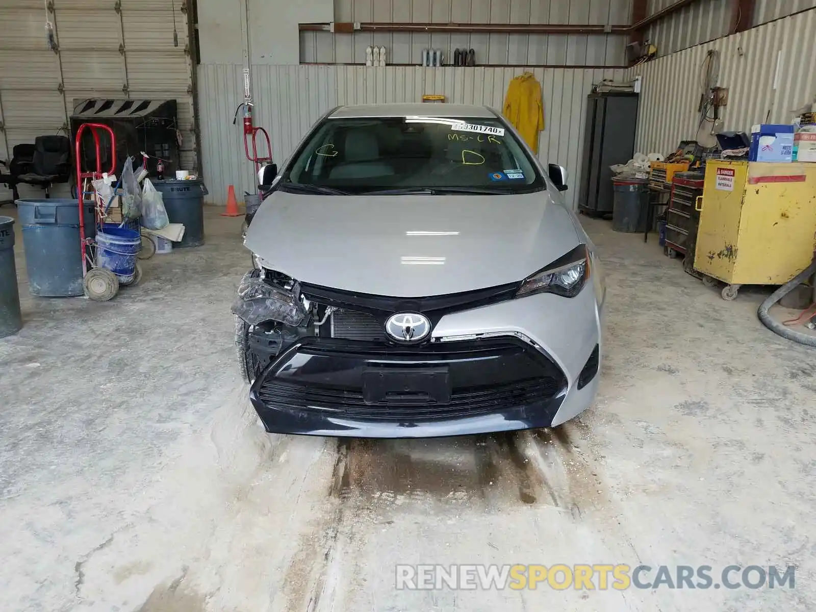 9 Photograph of a damaged car 5YFBURHE4KP892246 TOYOTA COROLLA 2019