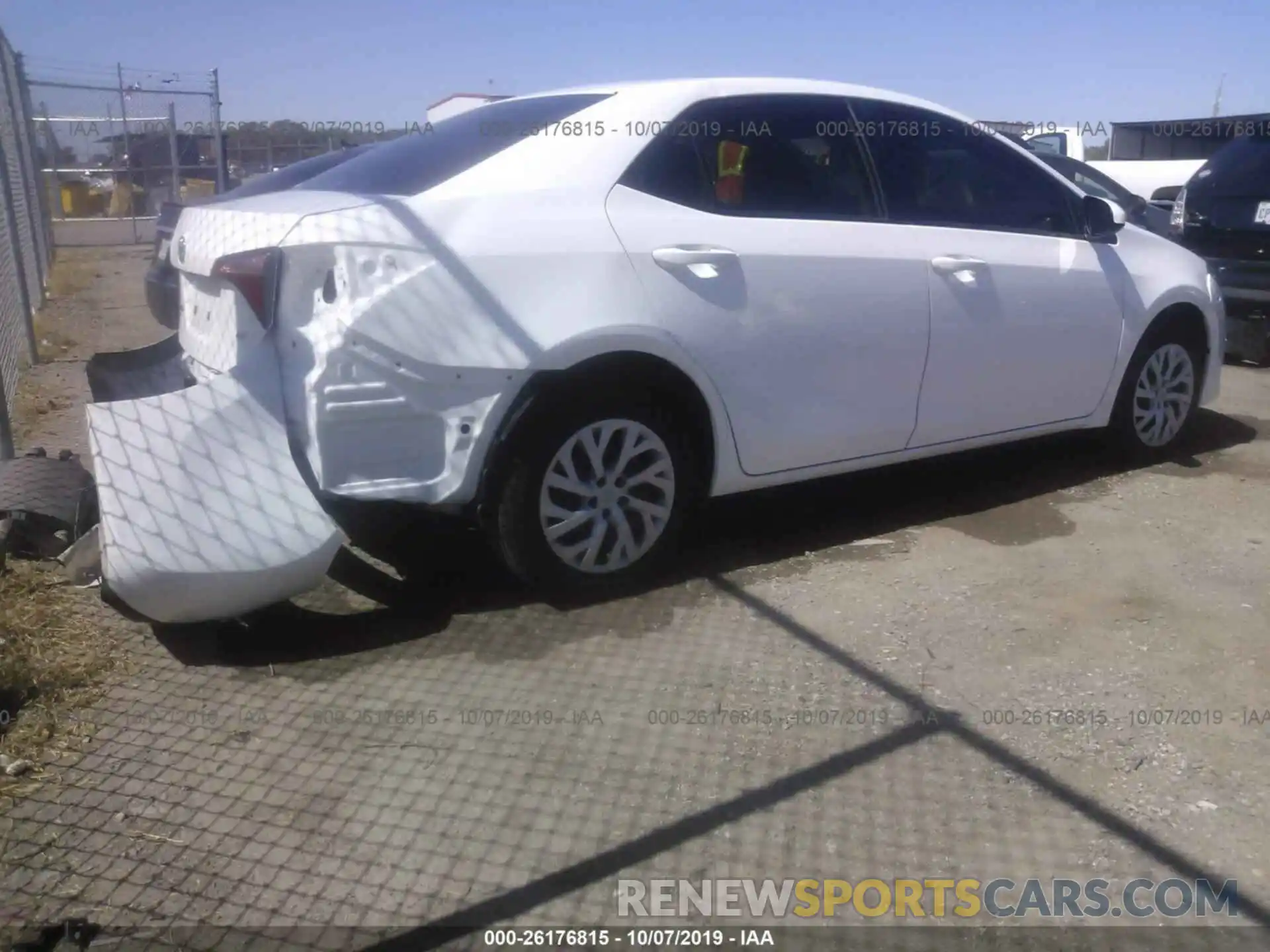 4 Photograph of a damaged car 5YFBURHE4KP893011 TOYOTA COROLLA 2019