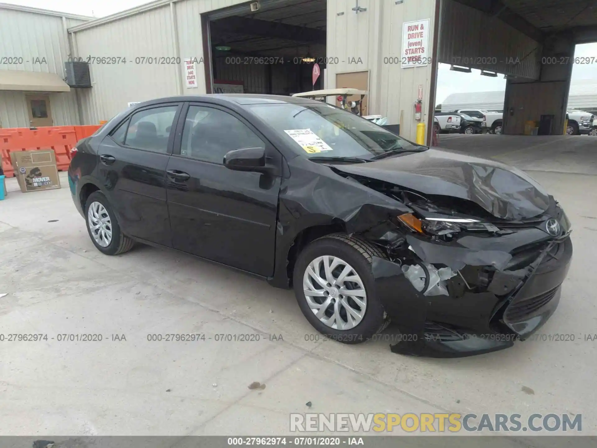 1 Photograph of a damaged car 5YFBURHE4KP894563 TOYOTA COROLLA 2019