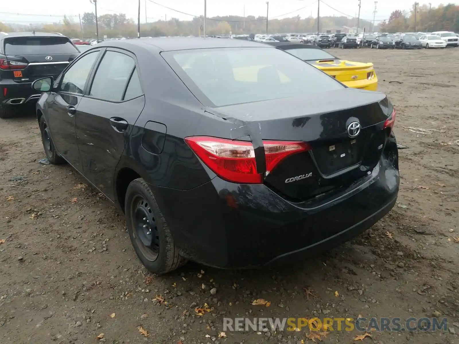 3 Photograph of a damaged car 5YFBURHE4KP895339 TOYOTA COROLLA 2019