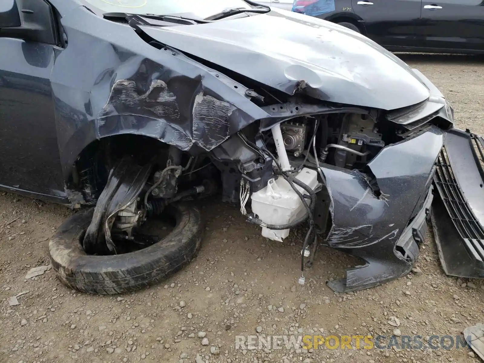 9 Photograph of a damaged car 5YFBURHE4KP895602 TOYOTA COROLLA 2019