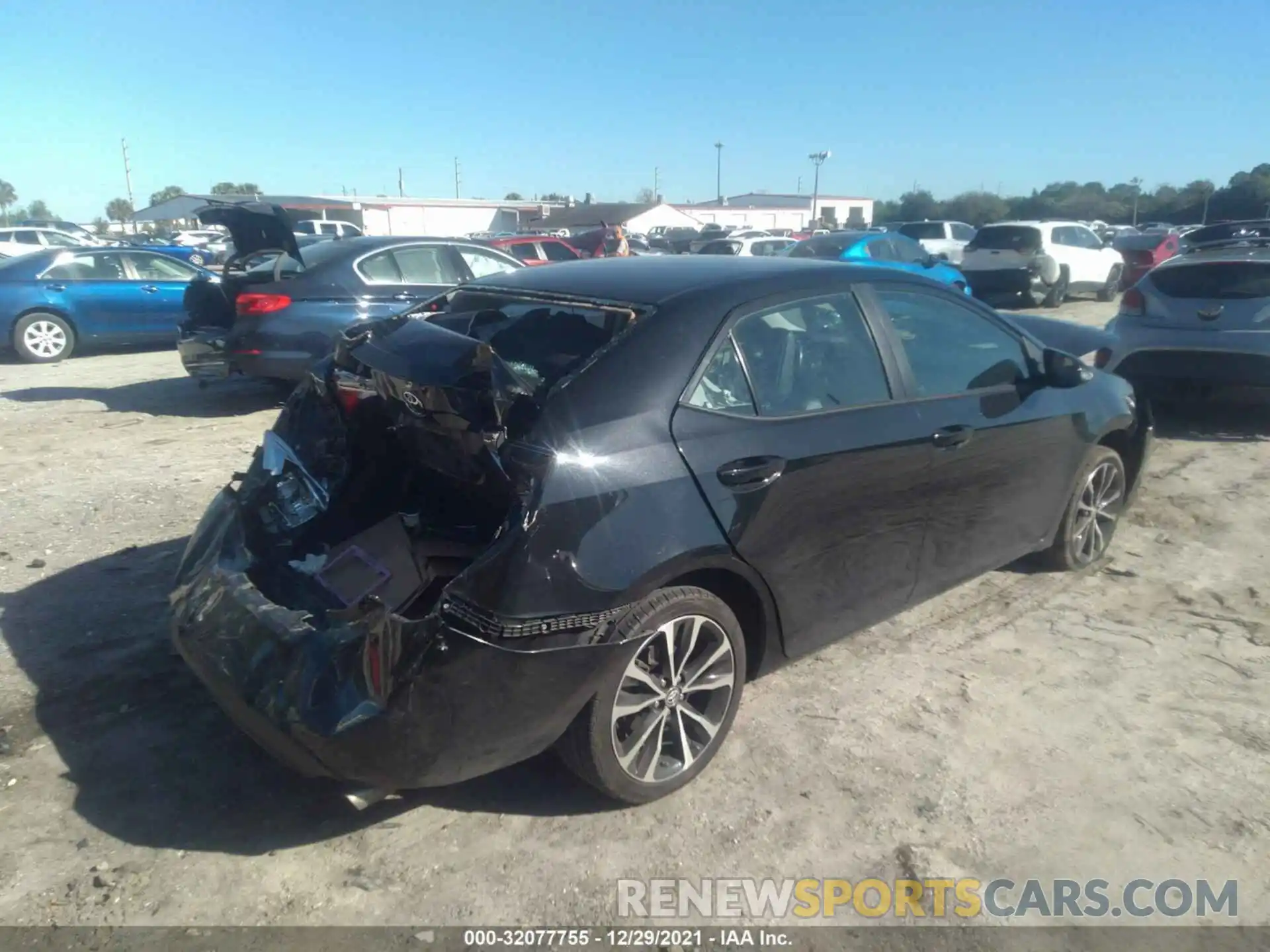 4 Photograph of a damaged car 5YFBURHE4KP895616 TOYOTA COROLLA 2019