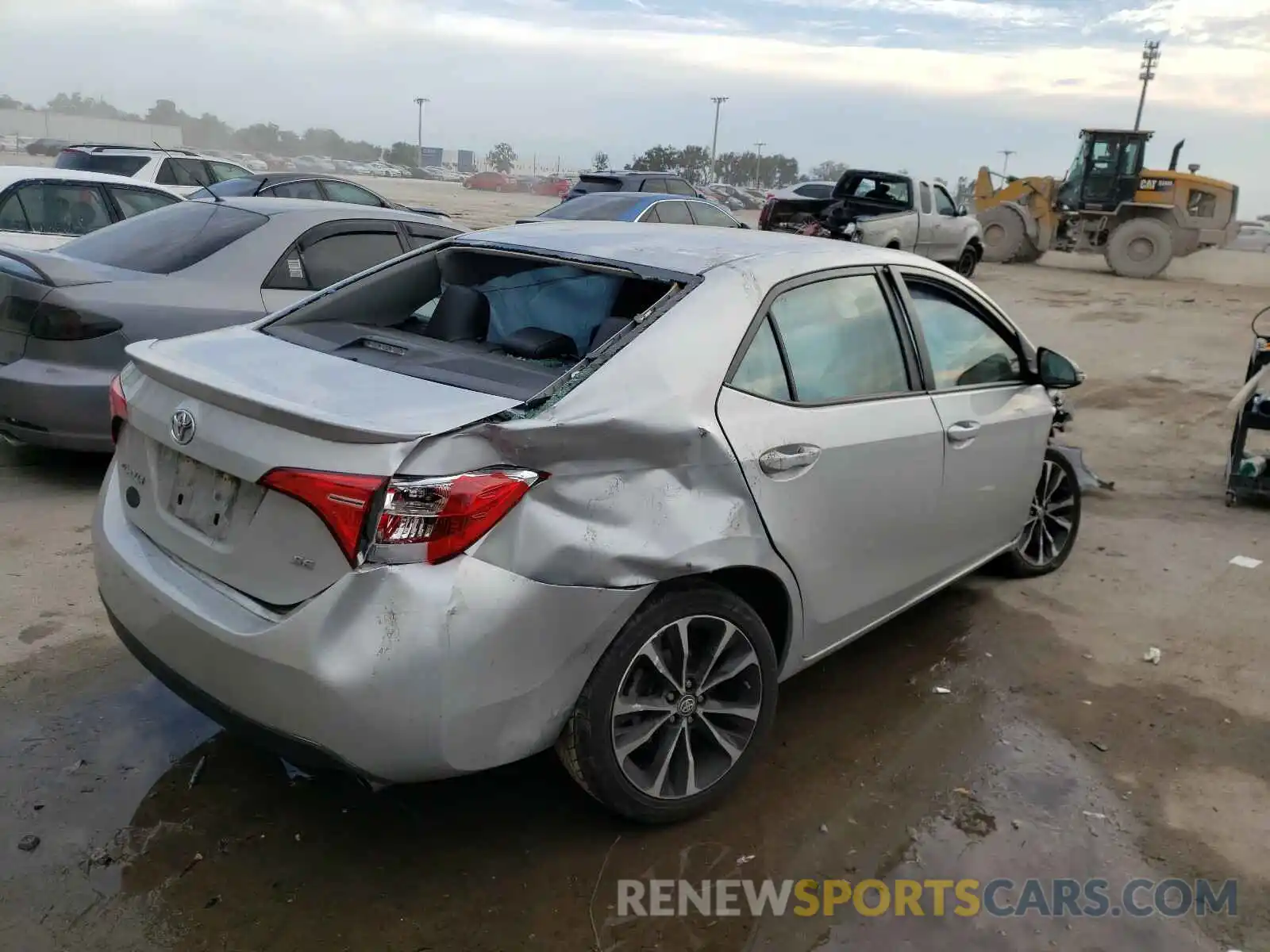 4 Photograph of a damaged car 5YFBURHE4KP897124 TOYOTA COROLLA 2019