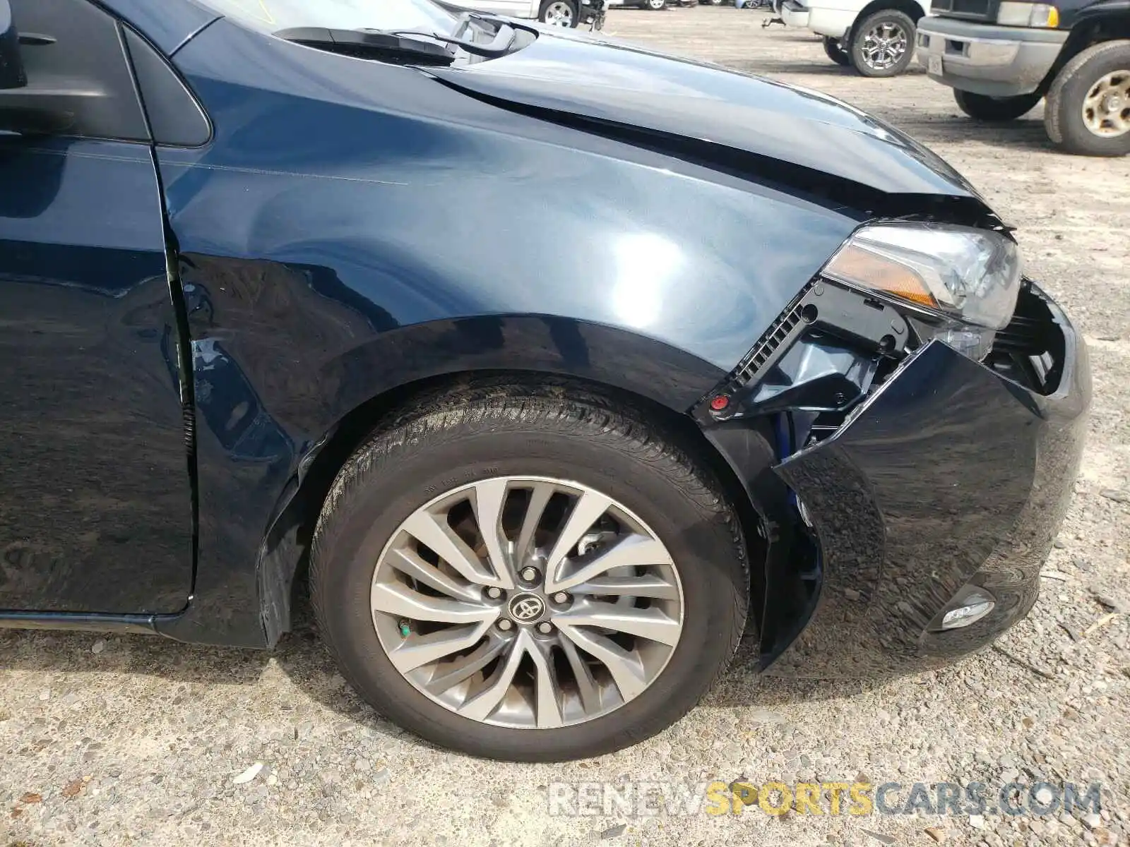 9 Photograph of a damaged car 5YFBURHE4KP897592 TOYOTA COROLLA 2019