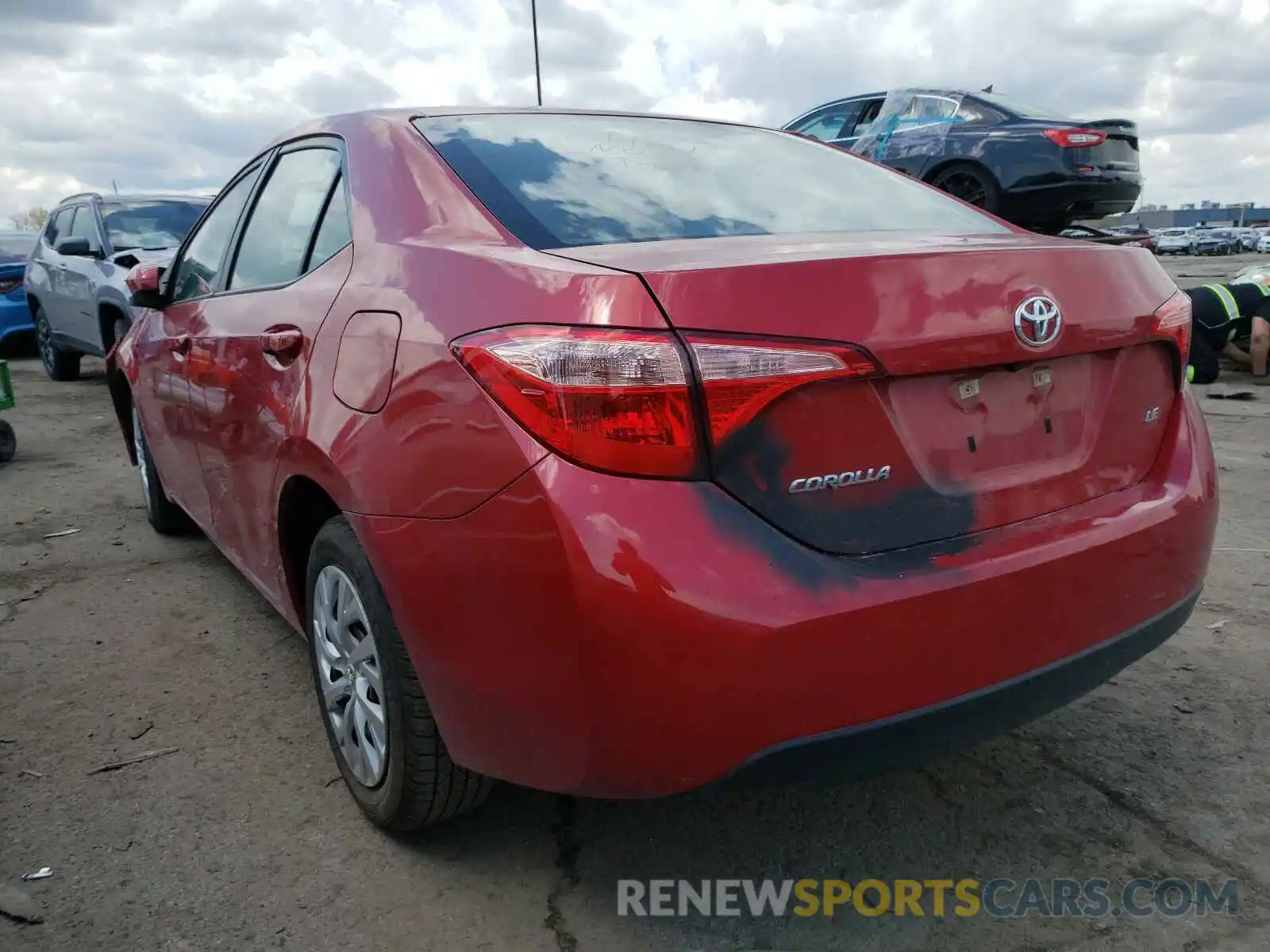 3 Photograph of a damaged car 5YFBURHE4KP898631 TOYOTA COROLLA 2019