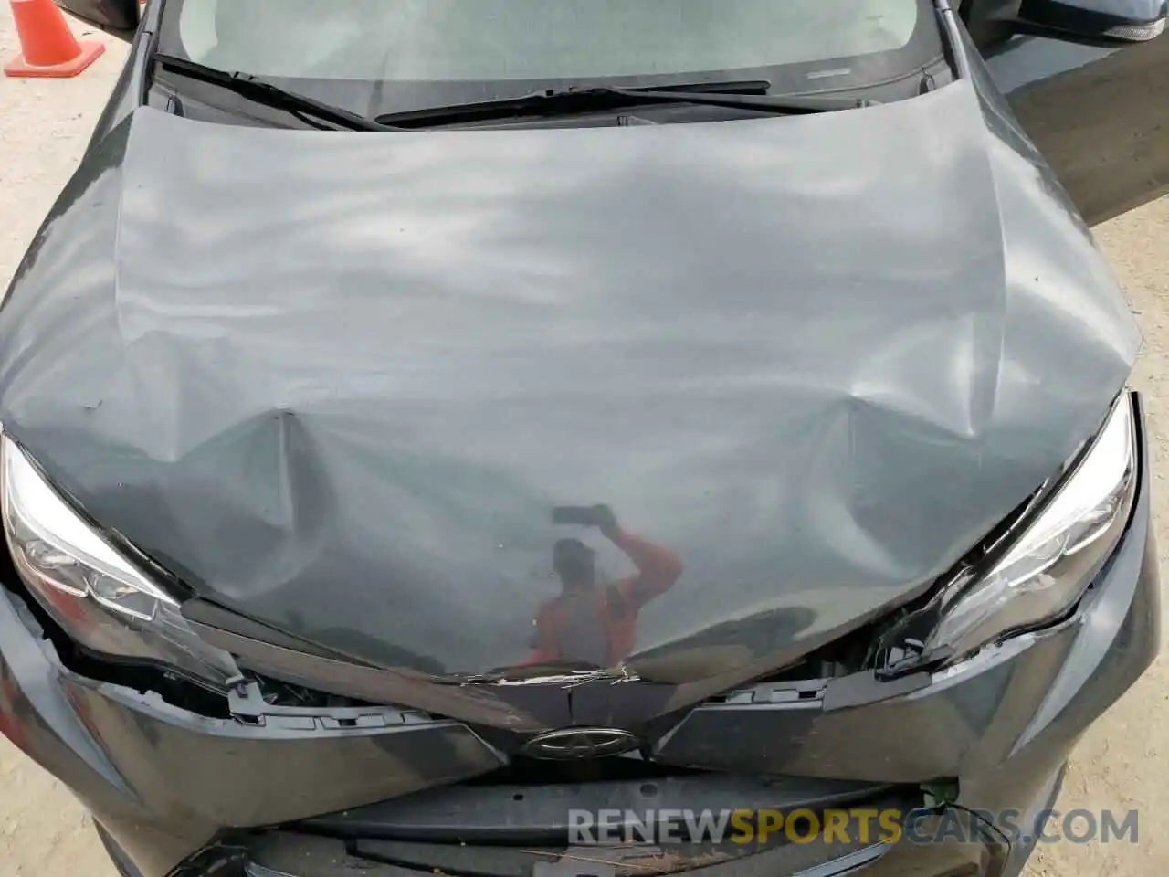 11 Photograph of a damaged car 5YFBURHE4KP898984 TOYOTA COROLLA 2019