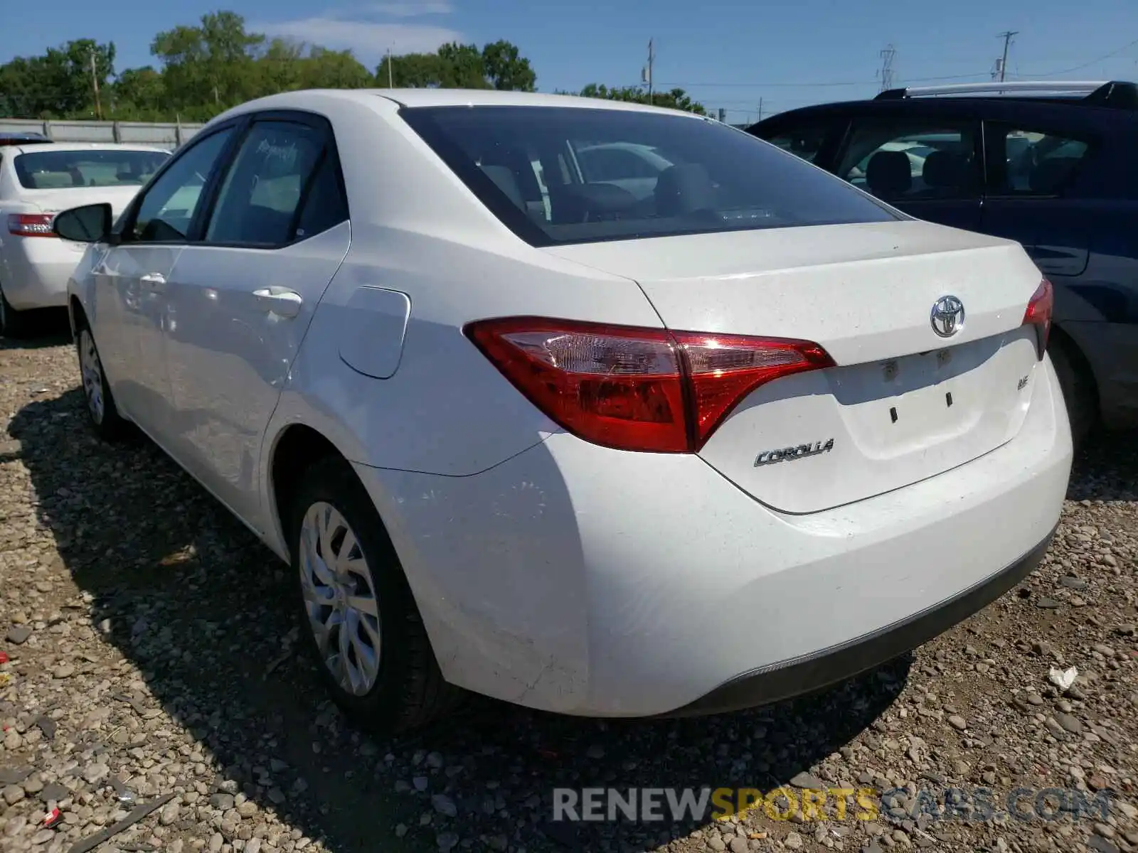 3 Photograph of a damaged car 5YFBURHE4KP899181 TOYOTA COROLLA 2019