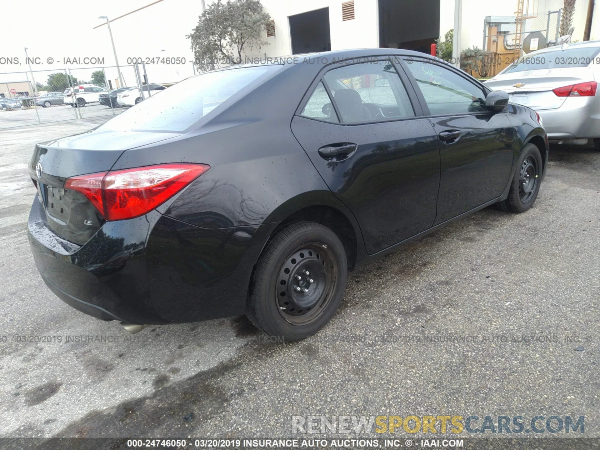 4 Photograph of a damaged car 5YFBURHE4KP899715 TOYOTA COROLLA 2019