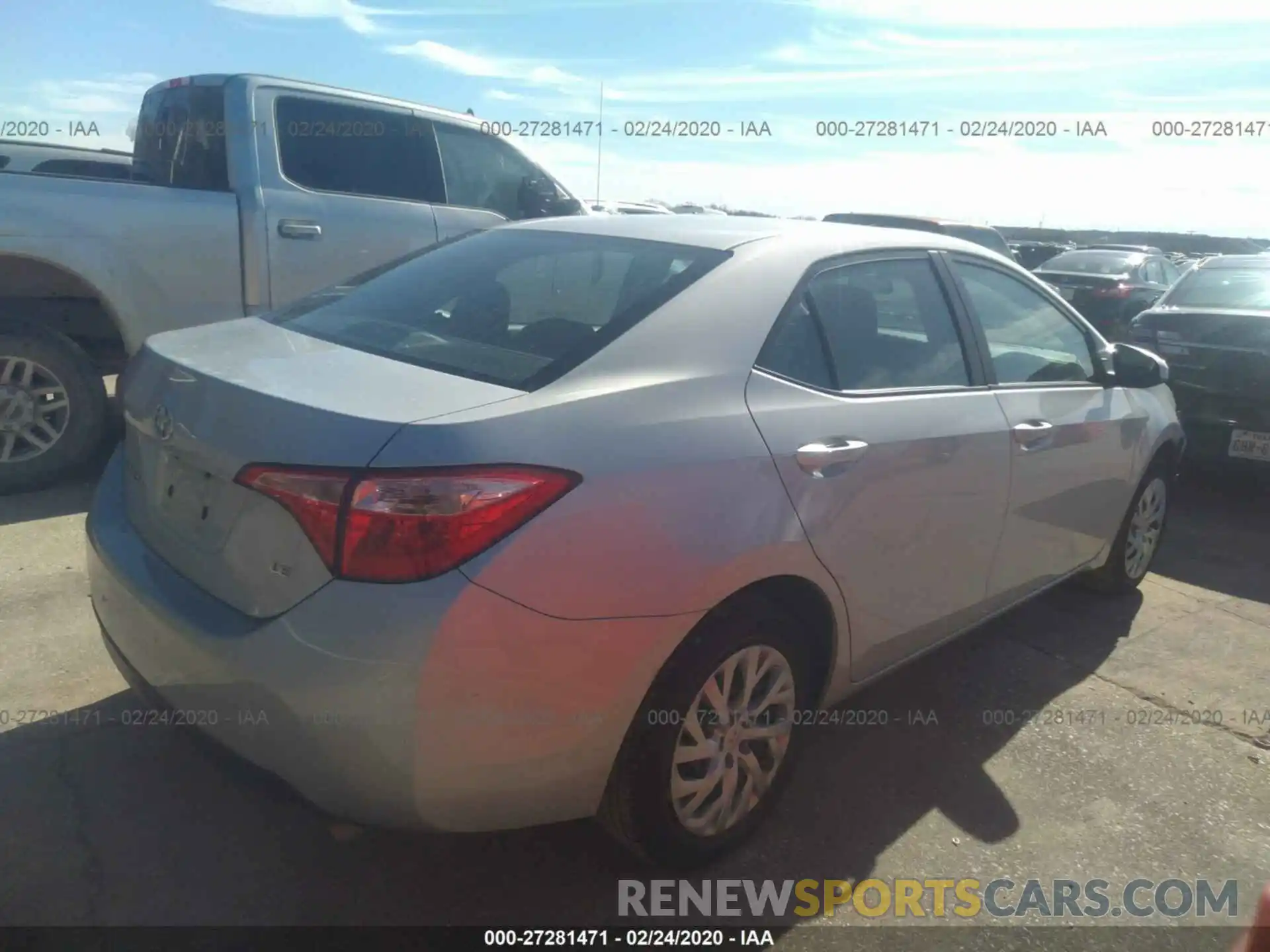 4 Photograph of a damaged car 5YFBURHE4KP900801 TOYOTA COROLLA 2019