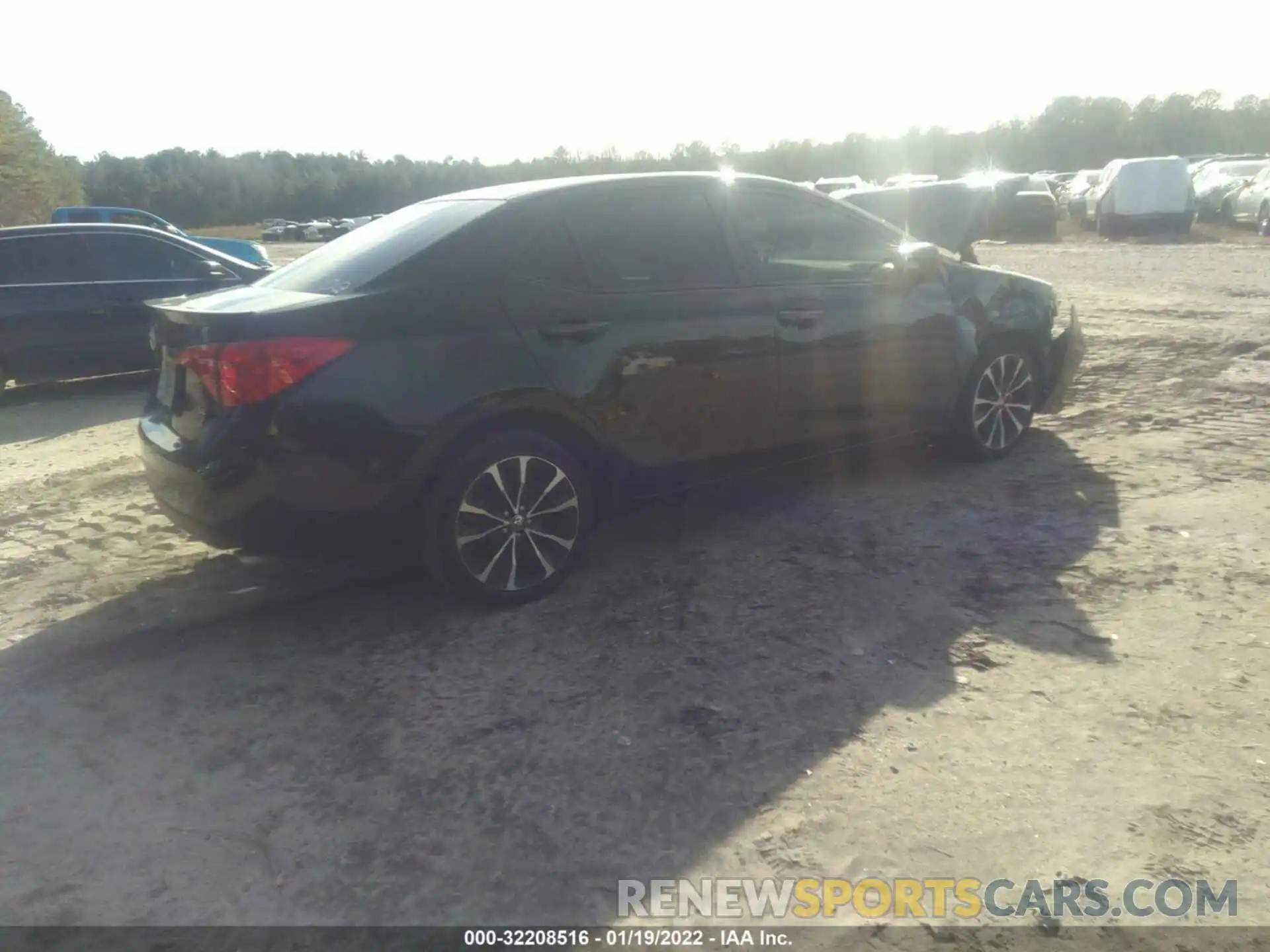 4 Photograph of a damaged car 5YFBURHE4KP901494 TOYOTA COROLLA 2019