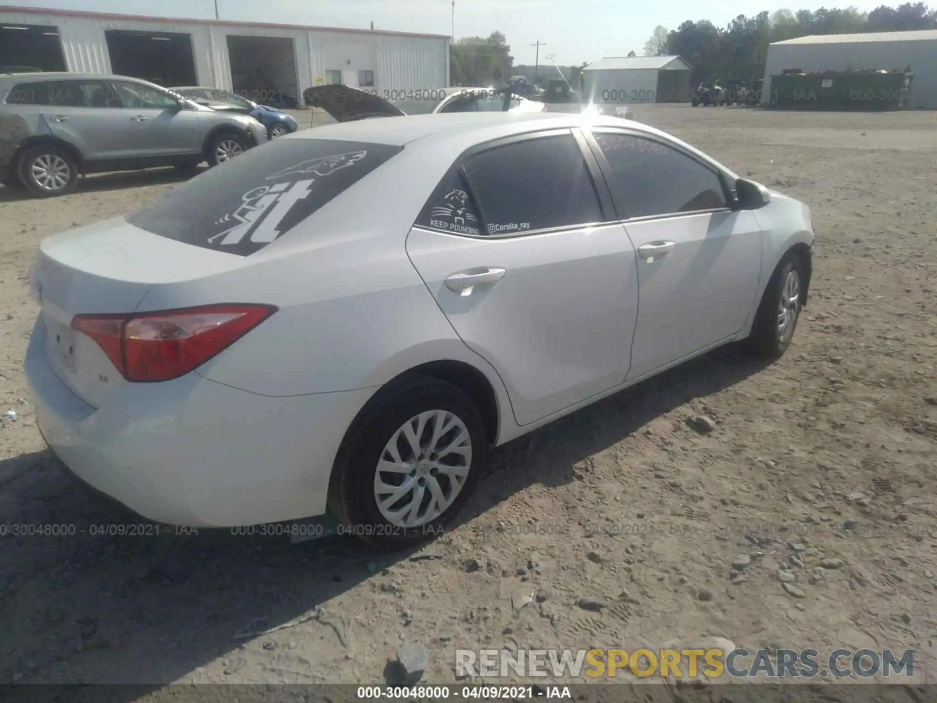 4 Photograph of a damaged car 5YFBURHE4KP901902 TOYOTA COROLLA 2019