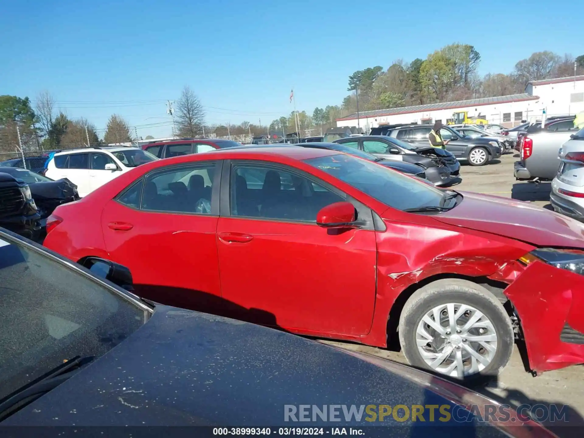 13 Photograph of a damaged car 5YFBURHE4KP902645 TOYOTA COROLLA 2019